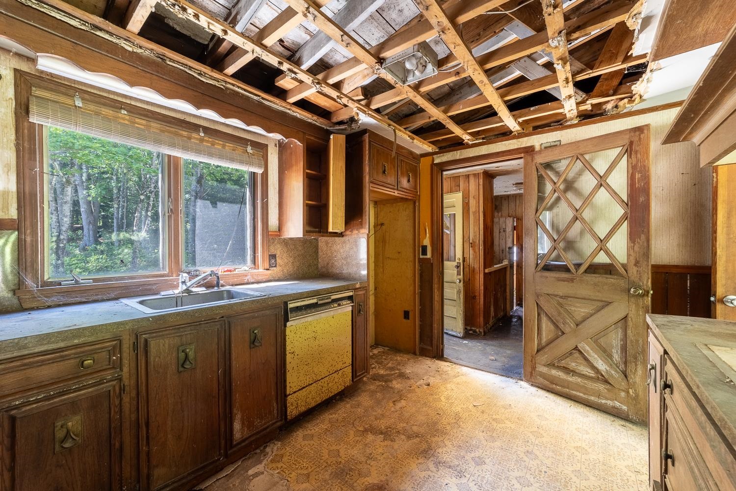 33 West Shore Rd, Bristol, NH 03222