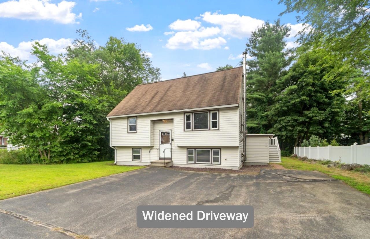 36 E Dunstable Rd, Nashua, NH 03060