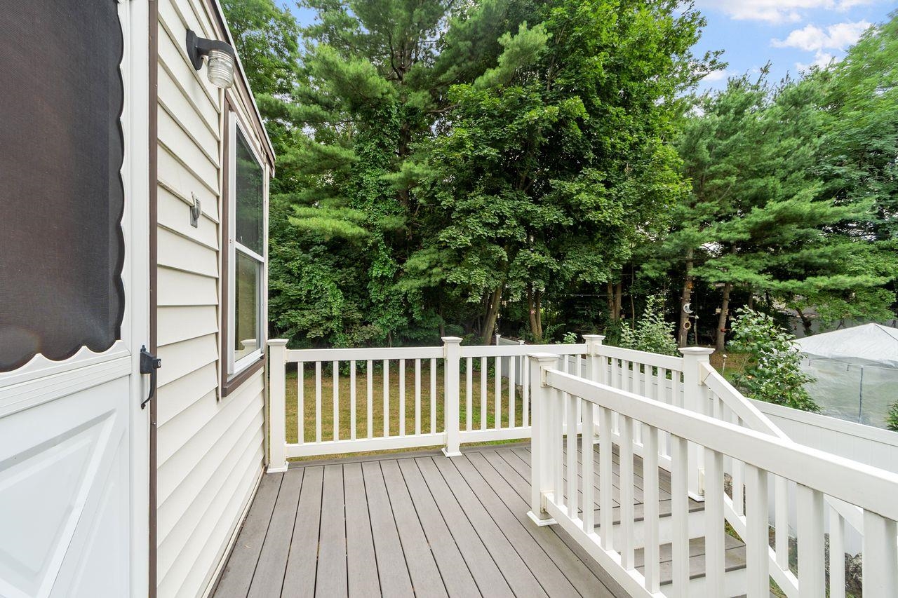 36 E Dunstable Rd, Nashua, NH 03060