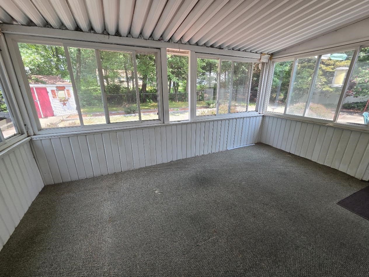 15 Budron Ave, Salem, NH 03079-4446