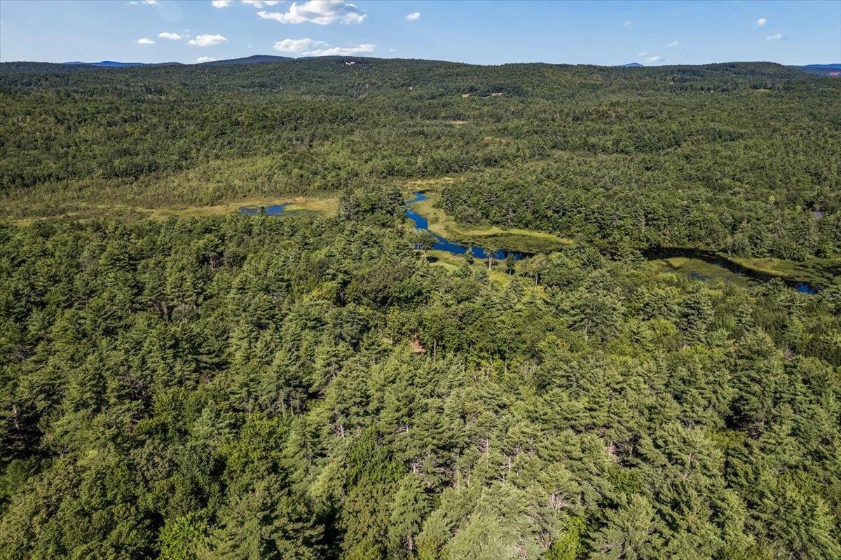97 - 99 Wildwood Rd, Weare, NH 03281