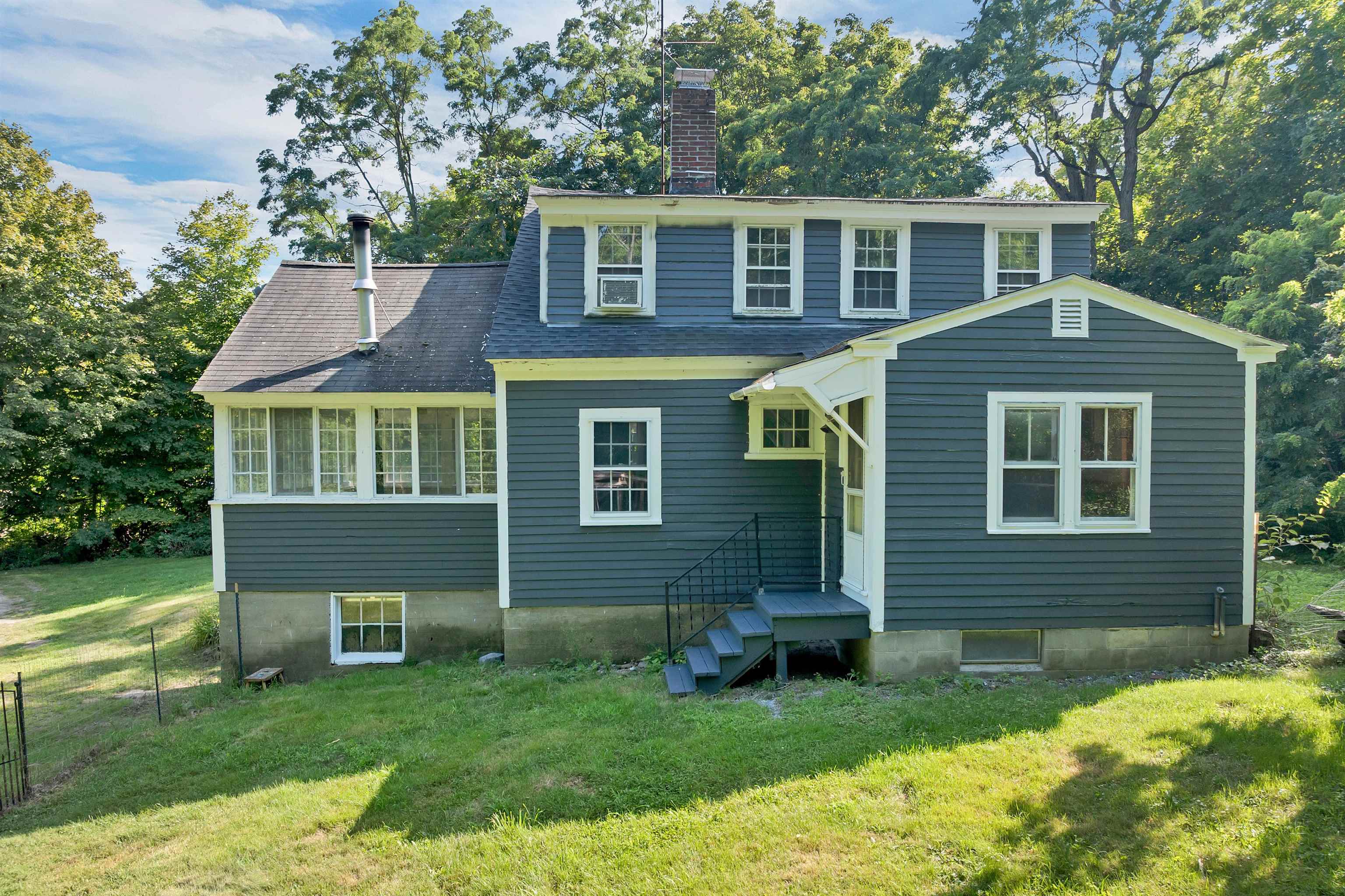 330 Hopkinton Rd, Concord, NH 03301
