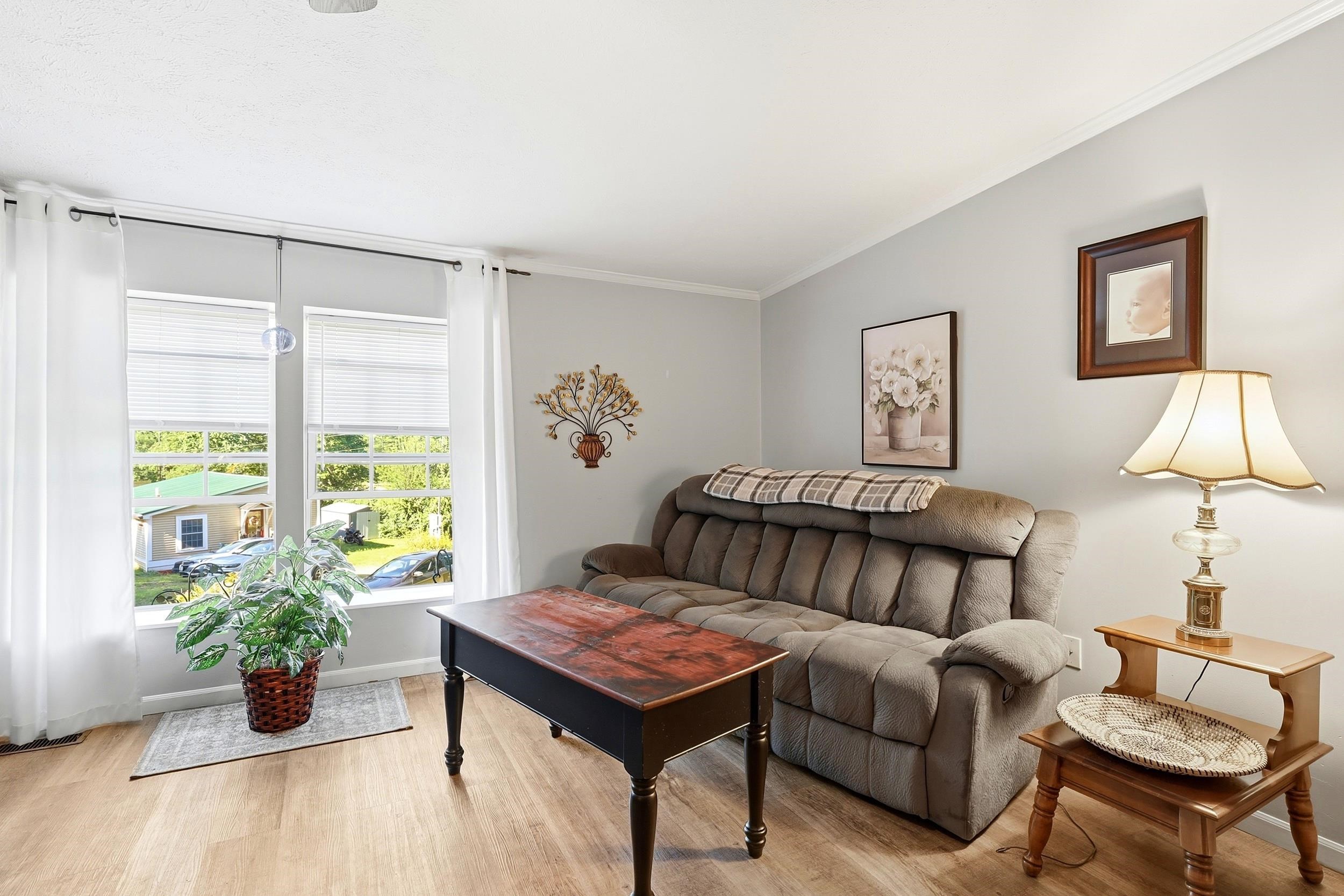 62 Summer St, Northfield, NH 03276