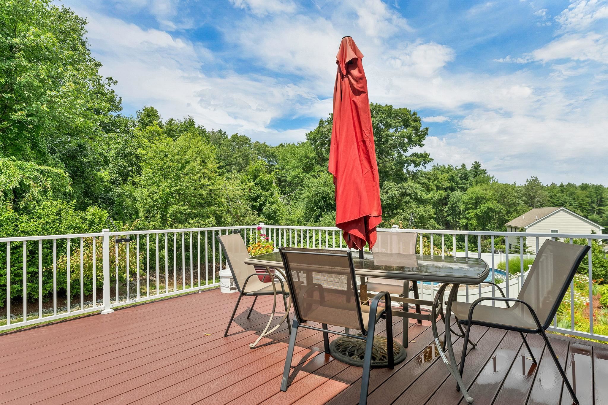 1 Jake Rd, Londonderry, NH 03053
