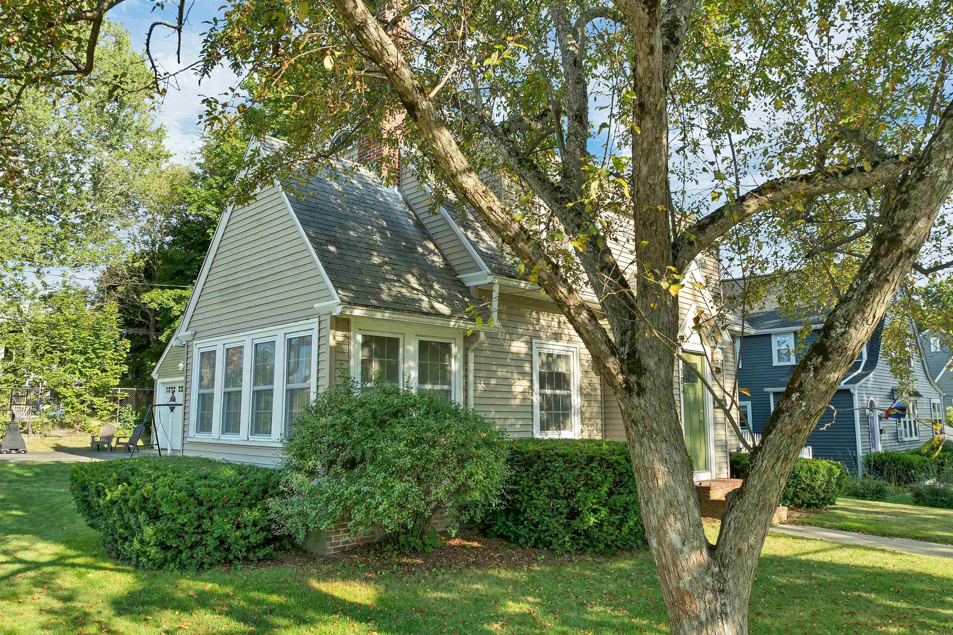183 Mount Vernon St, Dover, NH 03820
