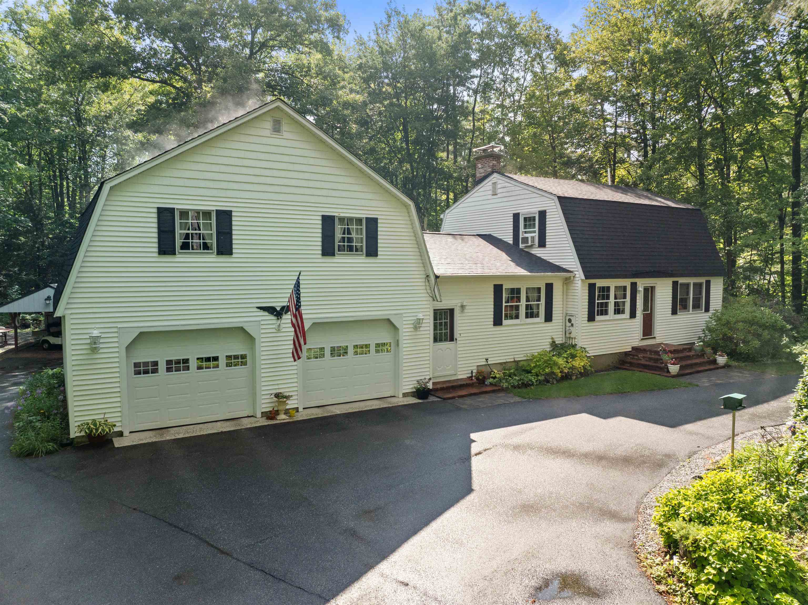198 Dockham Shore Rd, Gilford, NH 03249