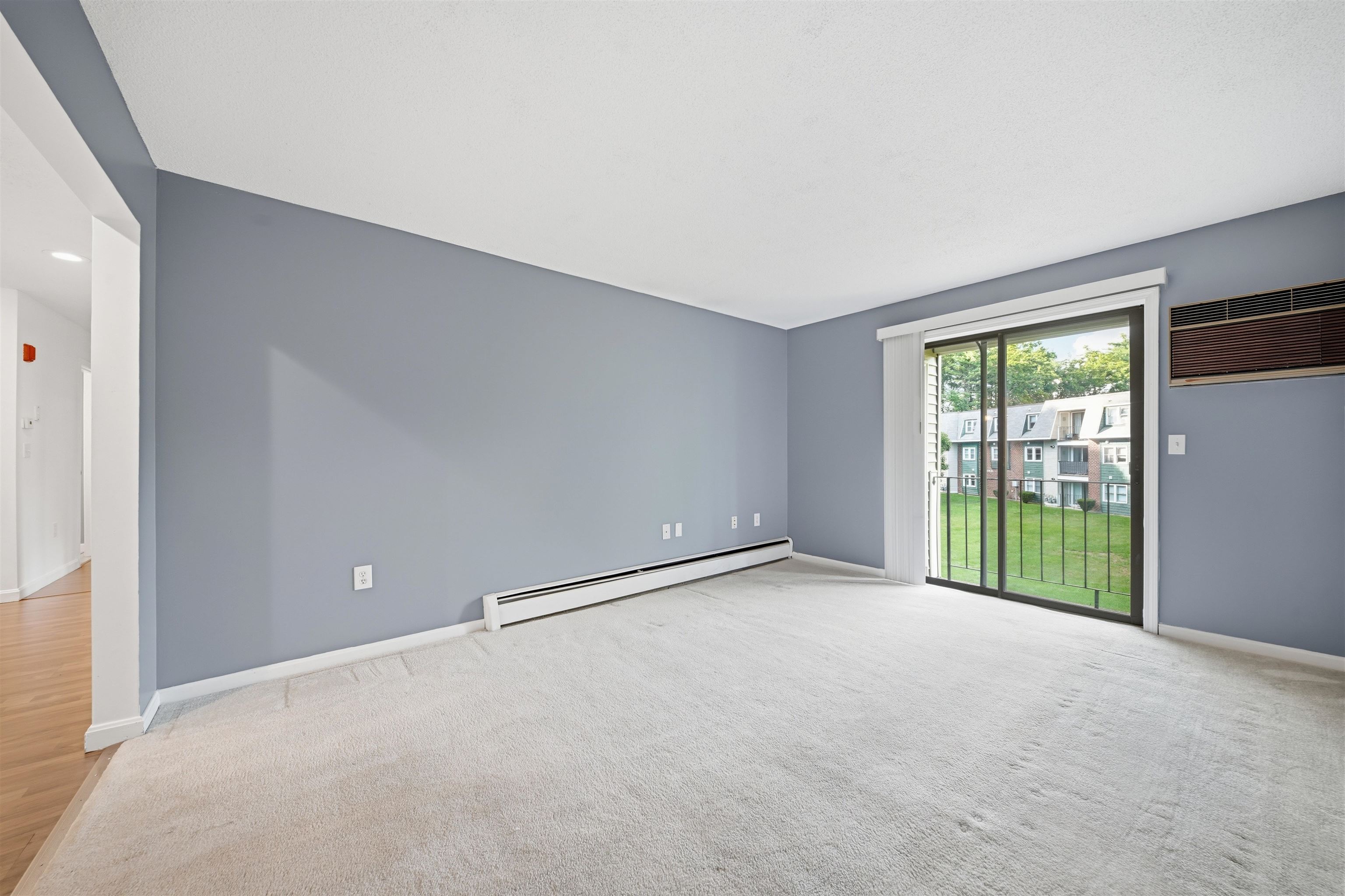 5 New Haven Dr #204, Nashua, NH 03063-3691