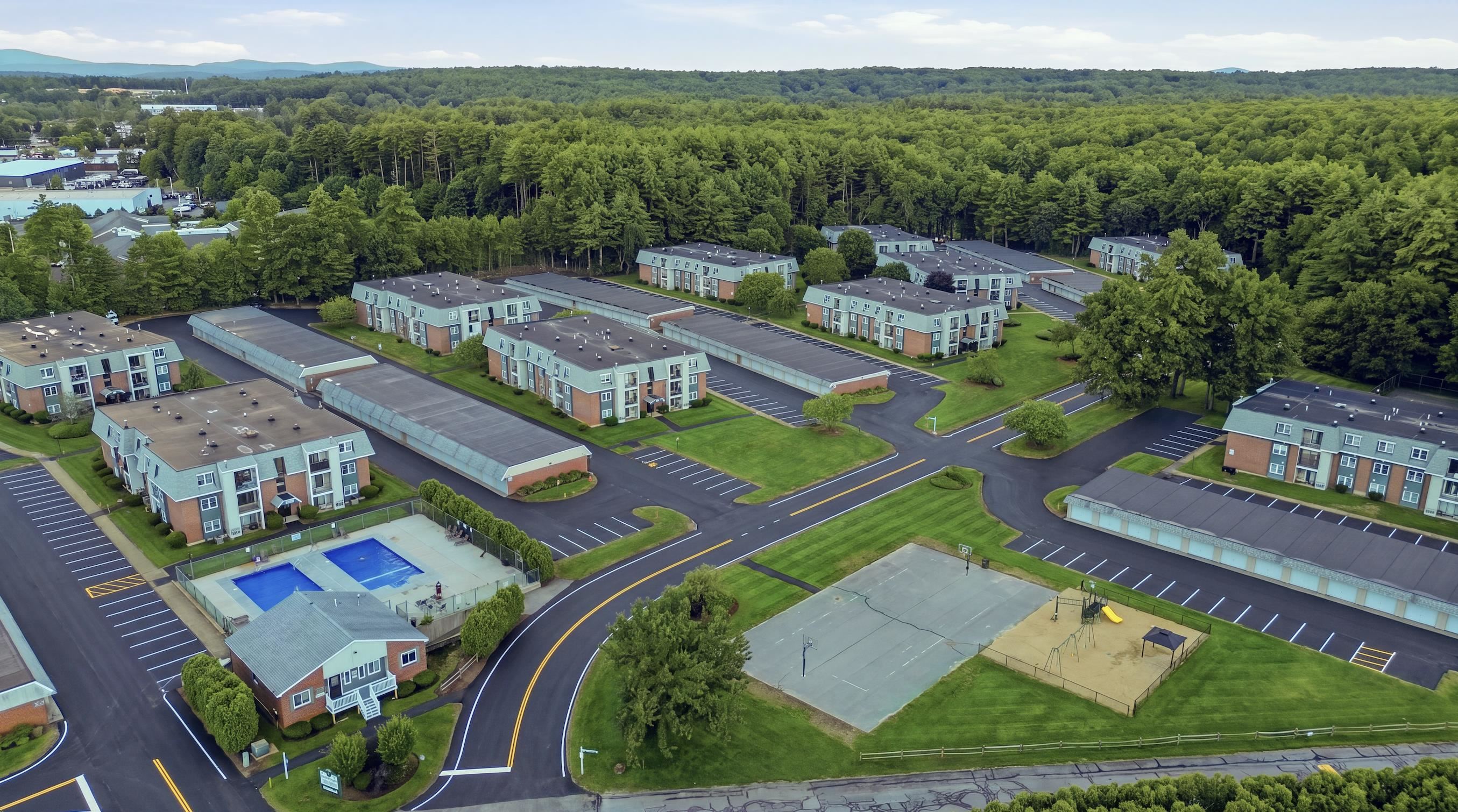5 New Haven Dr #204, Nashua, NH 03063-3691