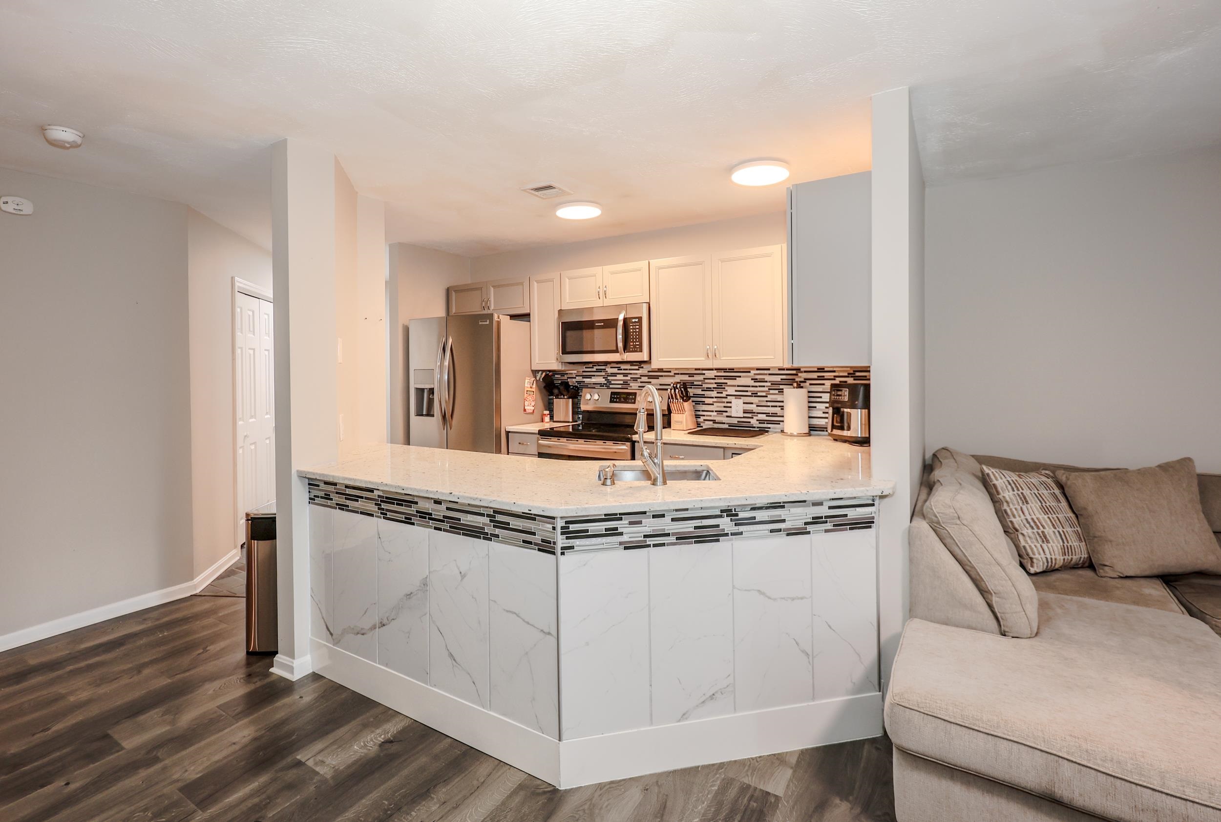 28 James St, Milford, NH 03055