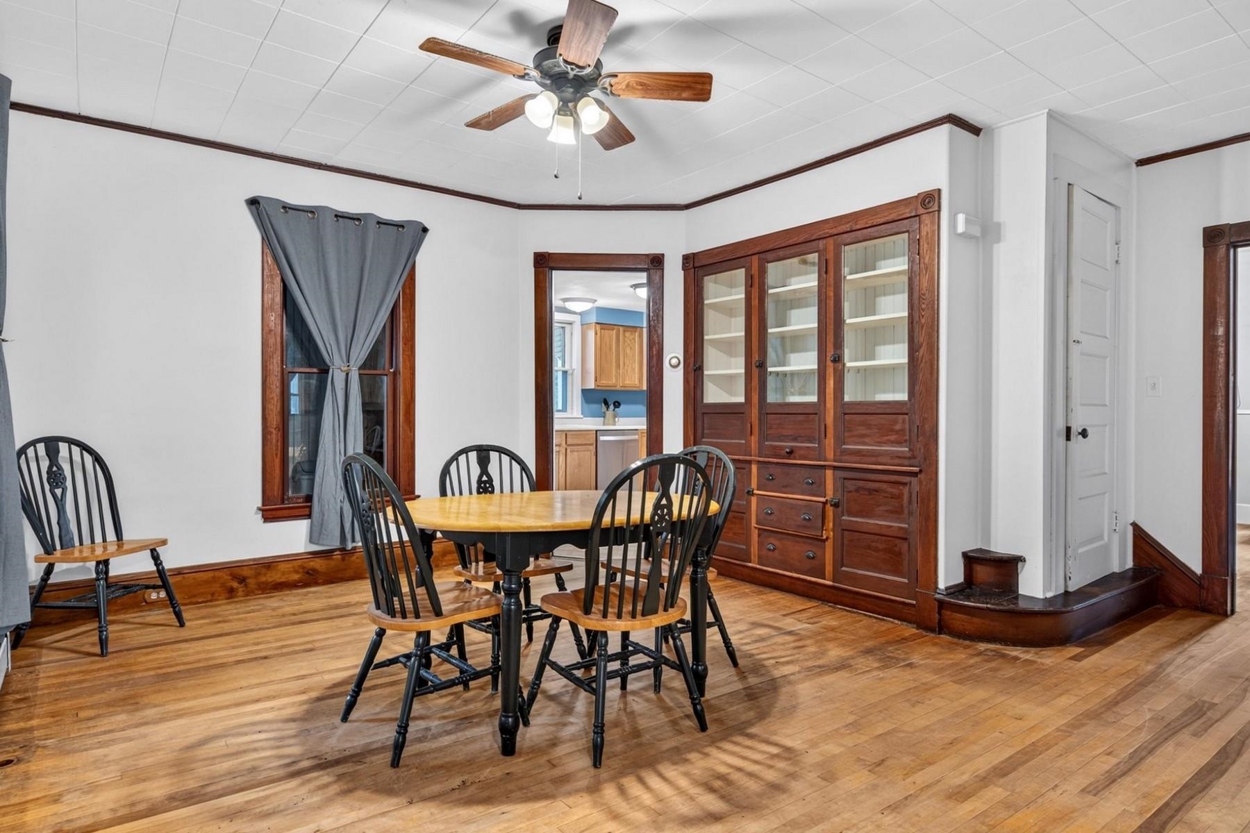 Unit 1 Dining room.