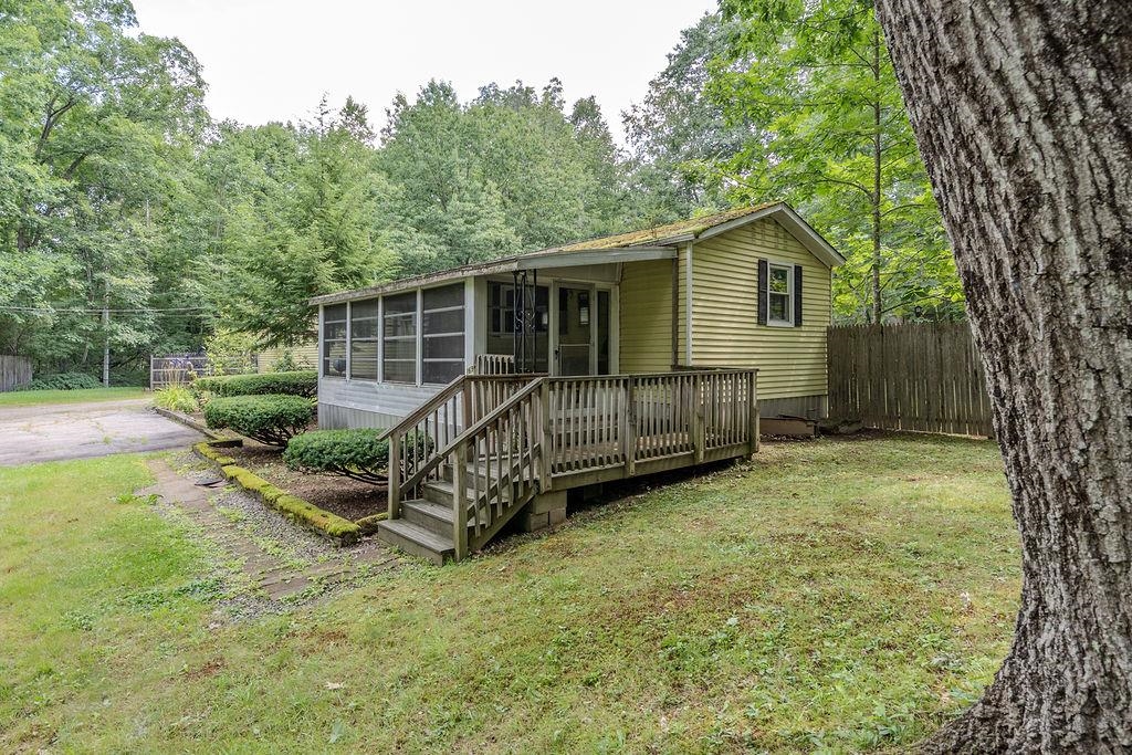 169 Calef Highway, Lee, NH photo 3