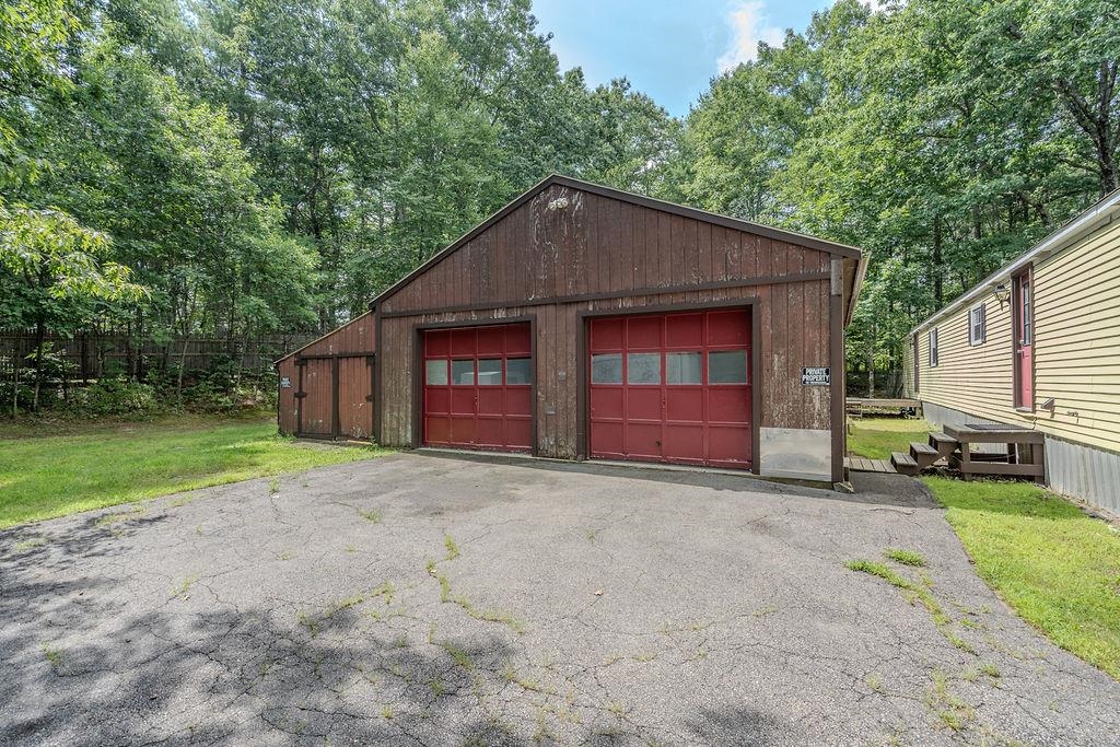 169 Calef Highway, Lee, NH photo 4
