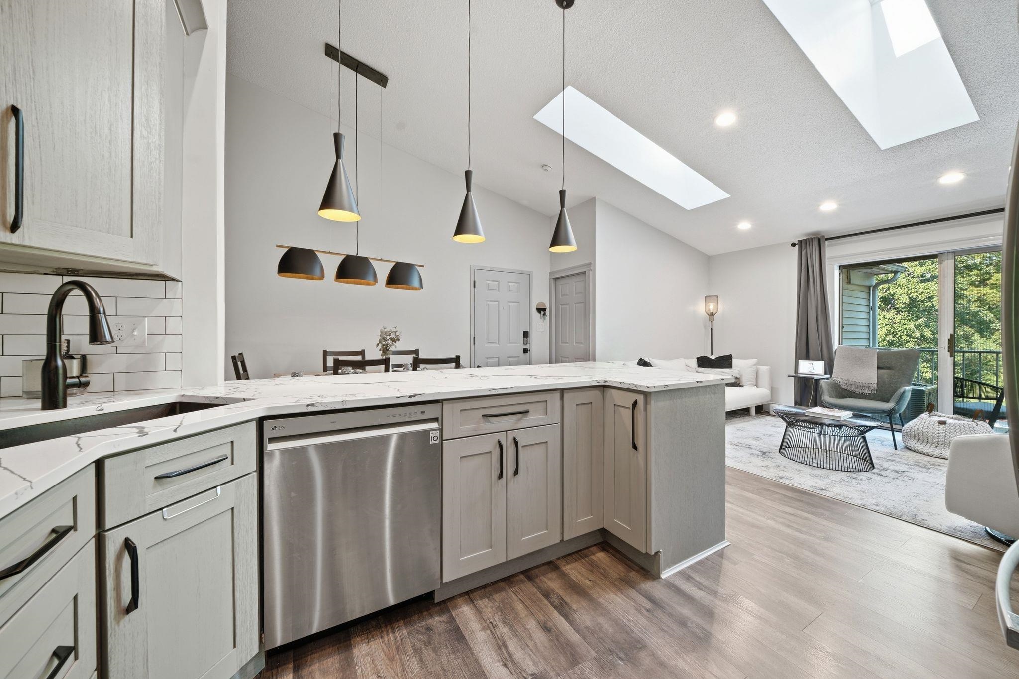 3 Galloway Road, Merrimack, NH photo 4