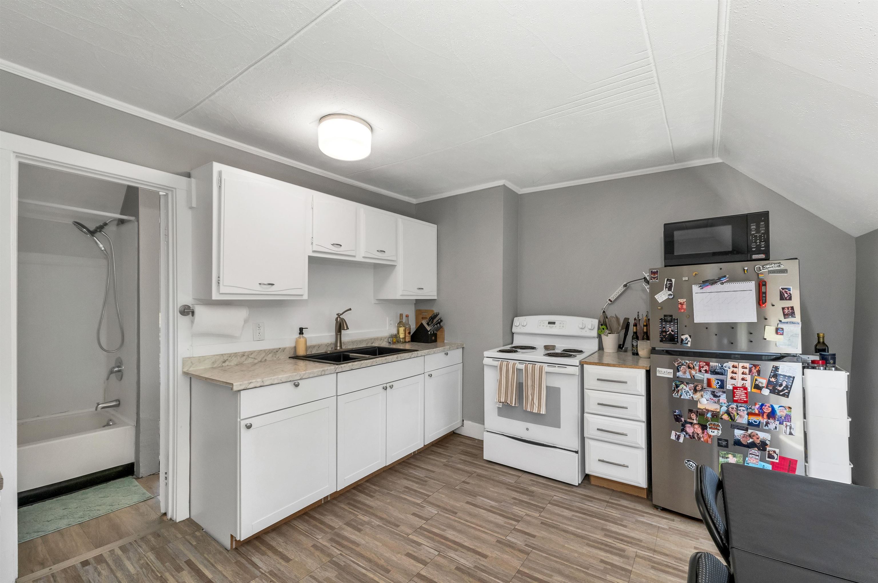 25 West St, Lebanon, NH 03766
