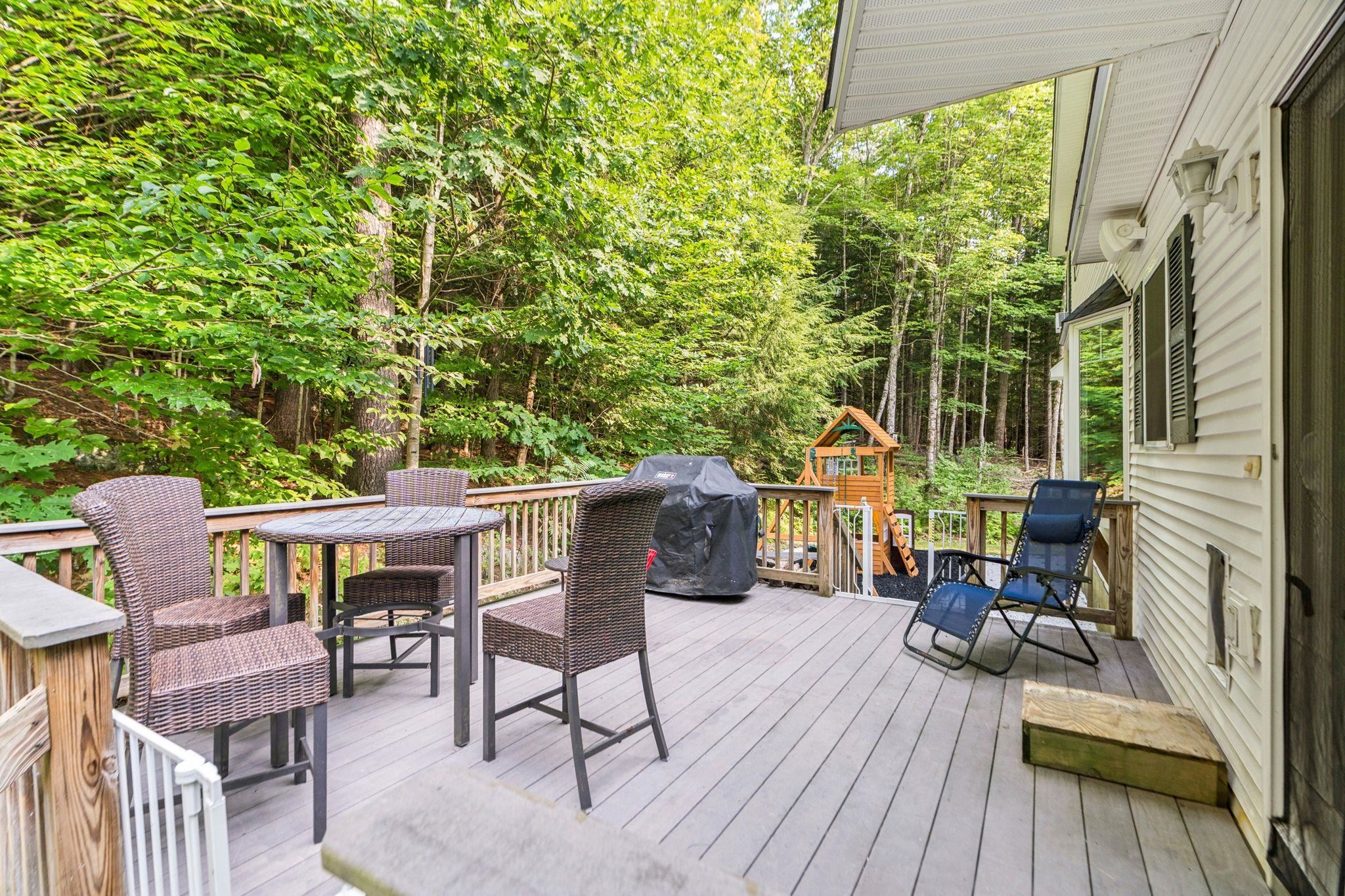 793 Shaker Hill Rd, Enfield, NH 03748