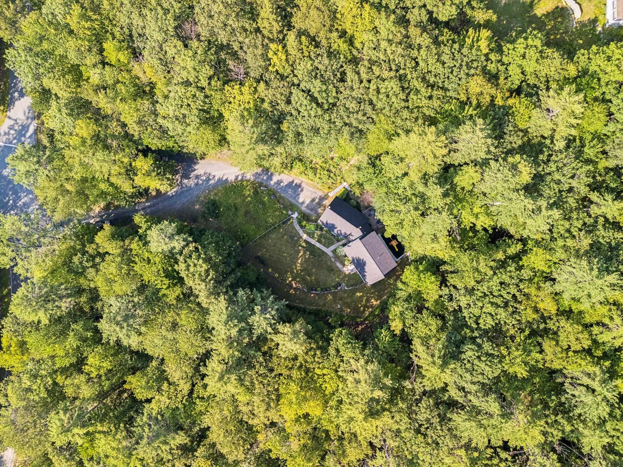 793 Shaker Hill Rd, Enfield, NH 03748