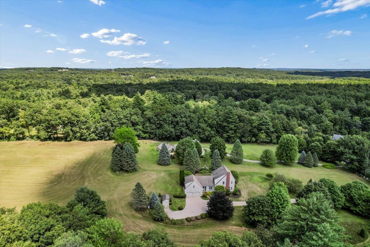 343 N Amherst Rd, Bedford, NH 03110