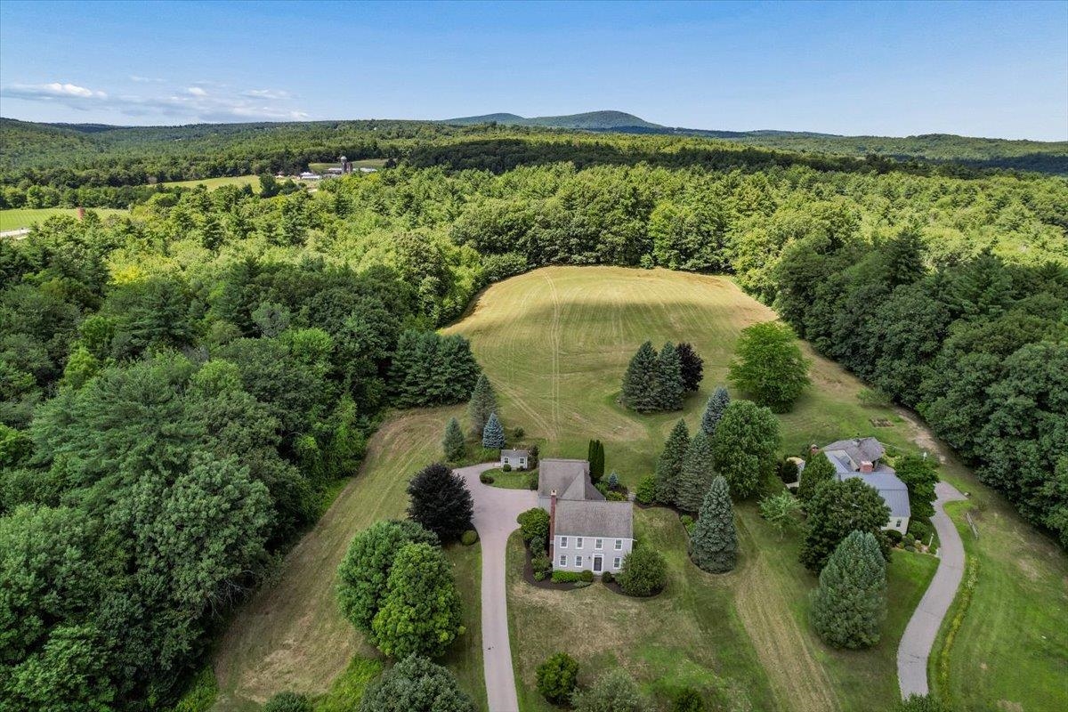 343 N Amherst Rd, Bedford, NH 03110