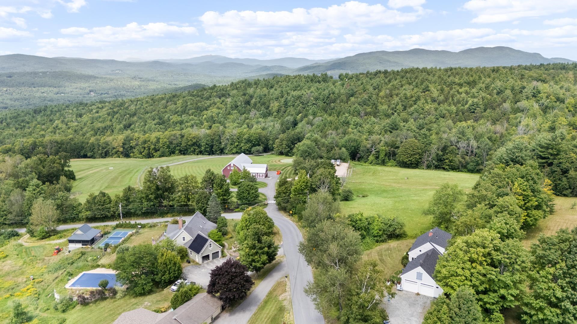 267 Kearsarge Mountain Rd, Wilmot, NH 03287