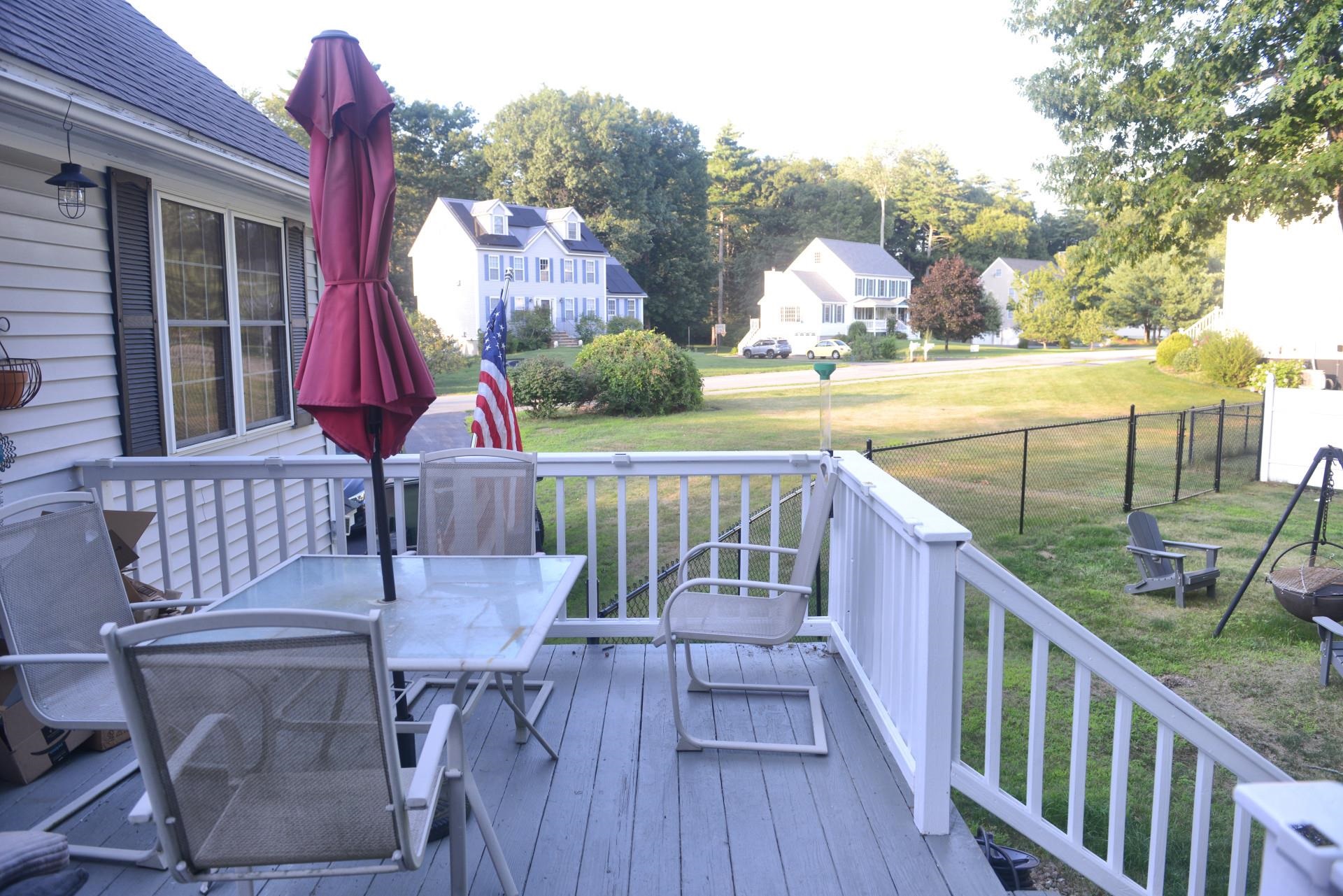 75 Border Winds Ave, Seabrook, NH 03874