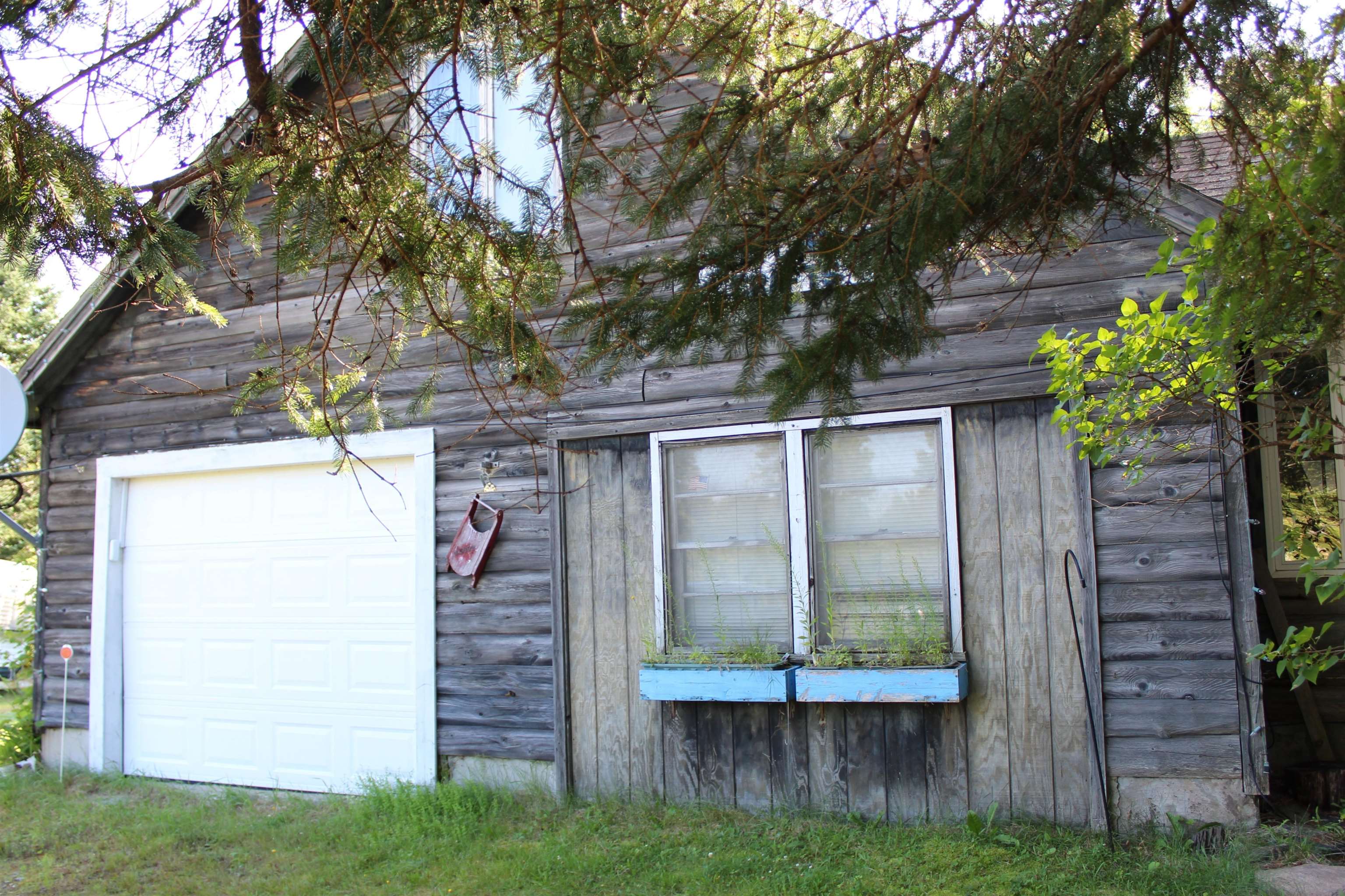 1516 Stark Hw, Stark, NH 03582