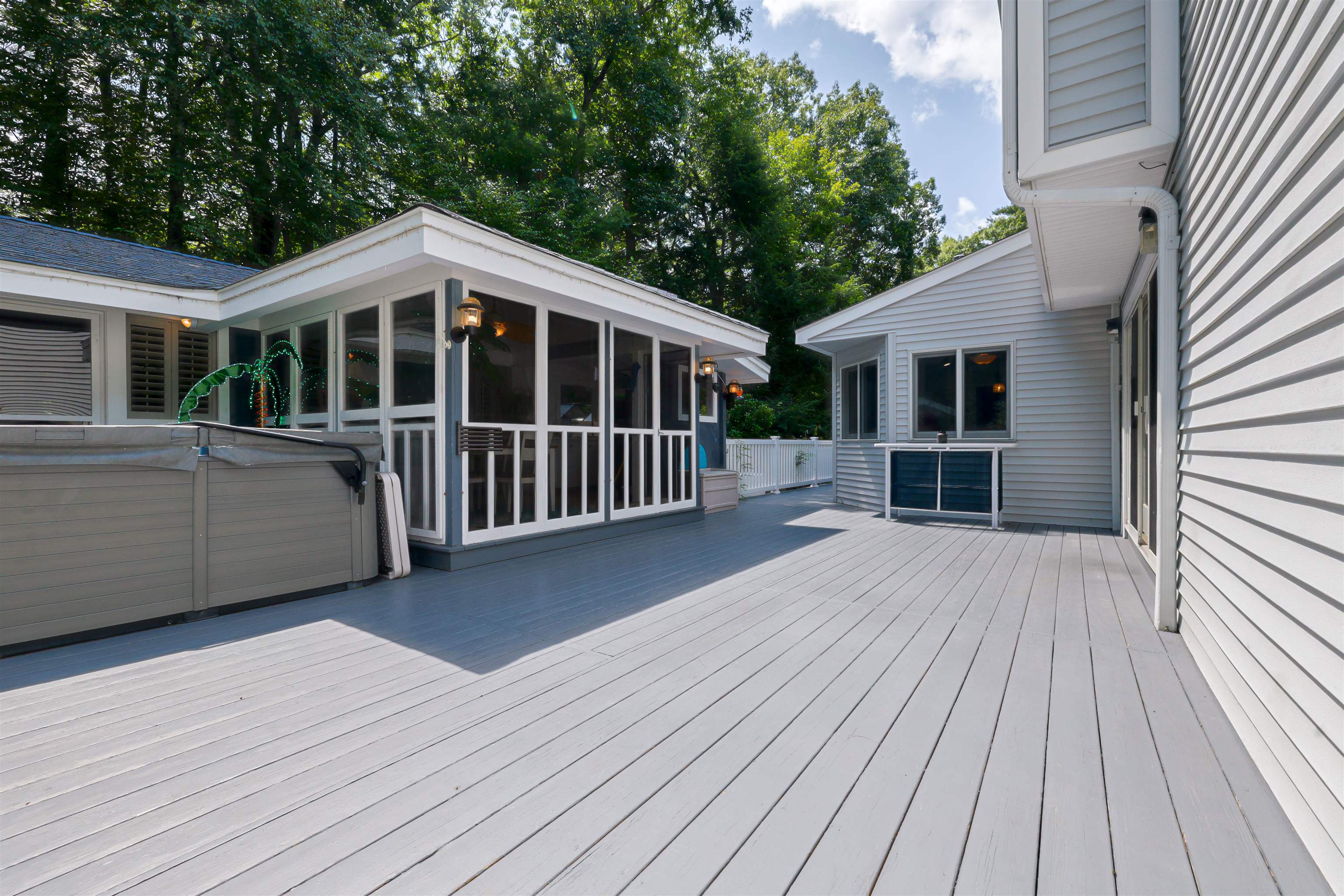 6 Haines Ter, Merrimack, NH 03054