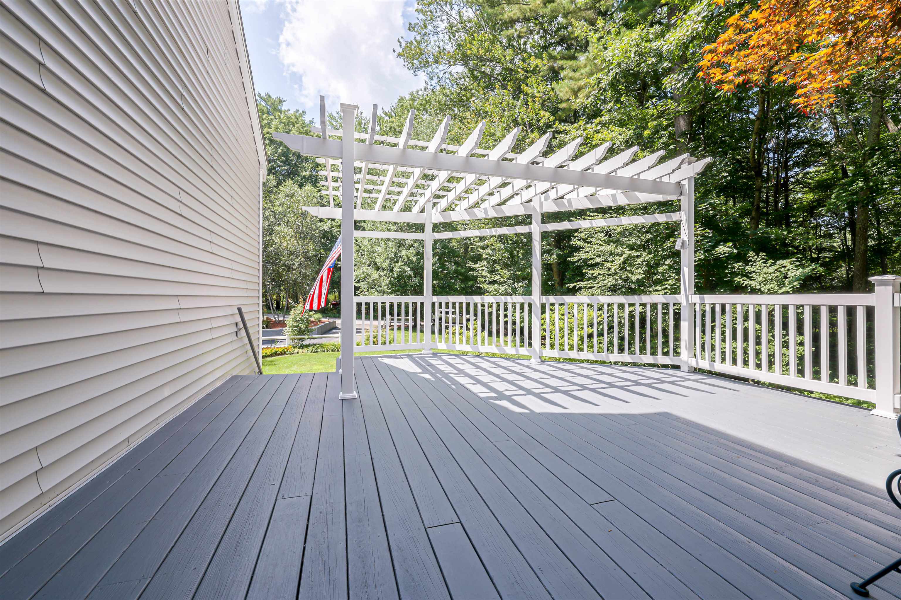 6 Haines Ter, Merrimack, NH 03054
