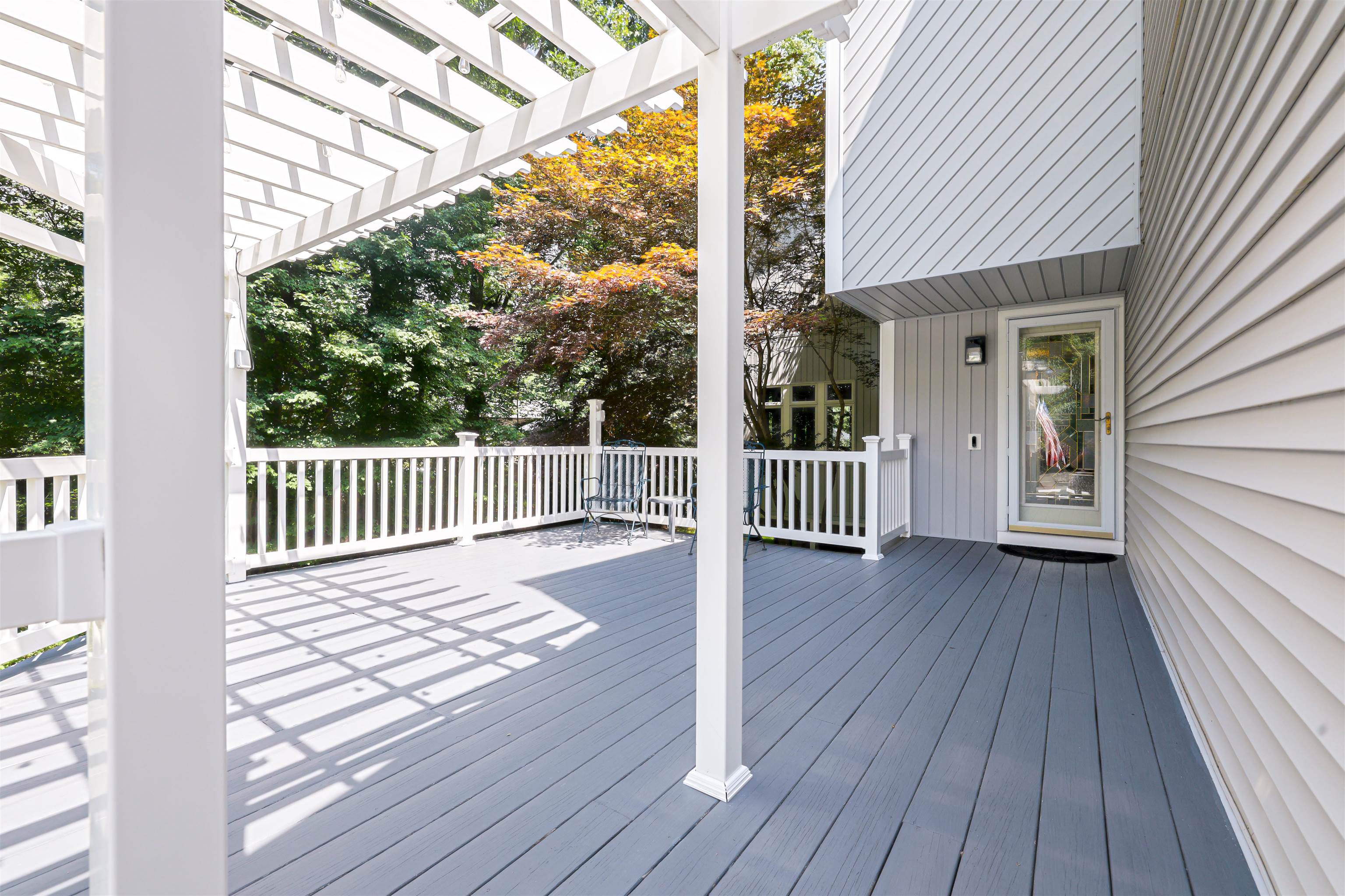 6 Haines Ter, Merrimack, NH 03054