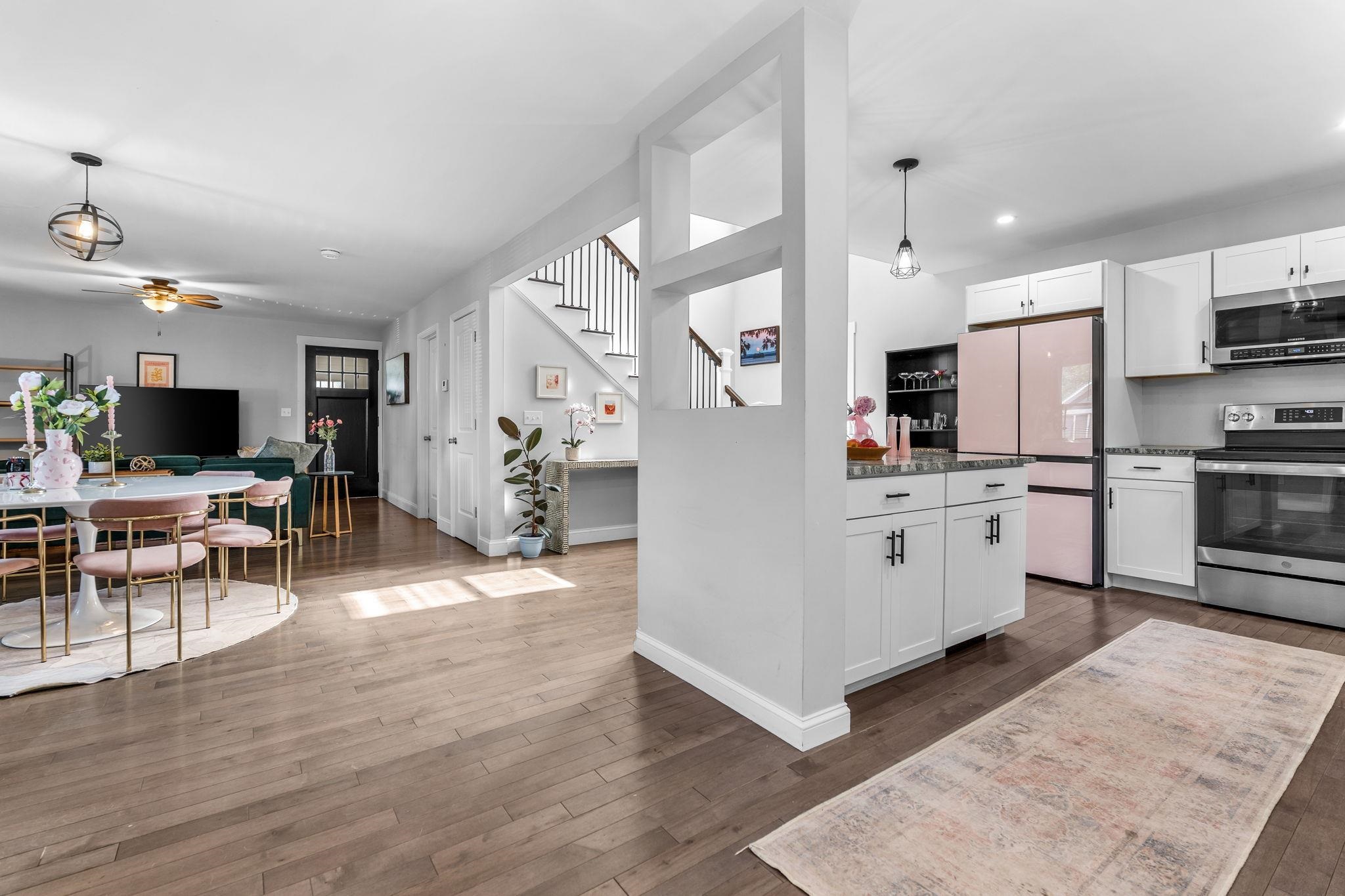 Open Concept 25586792
