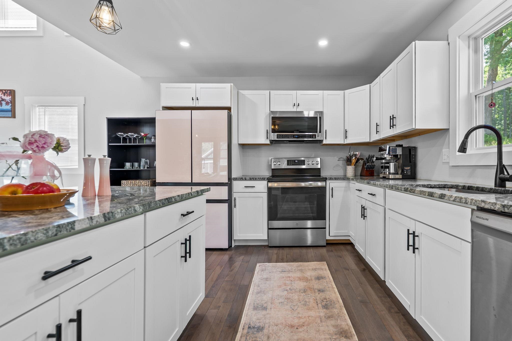 Kitchen 25586756
