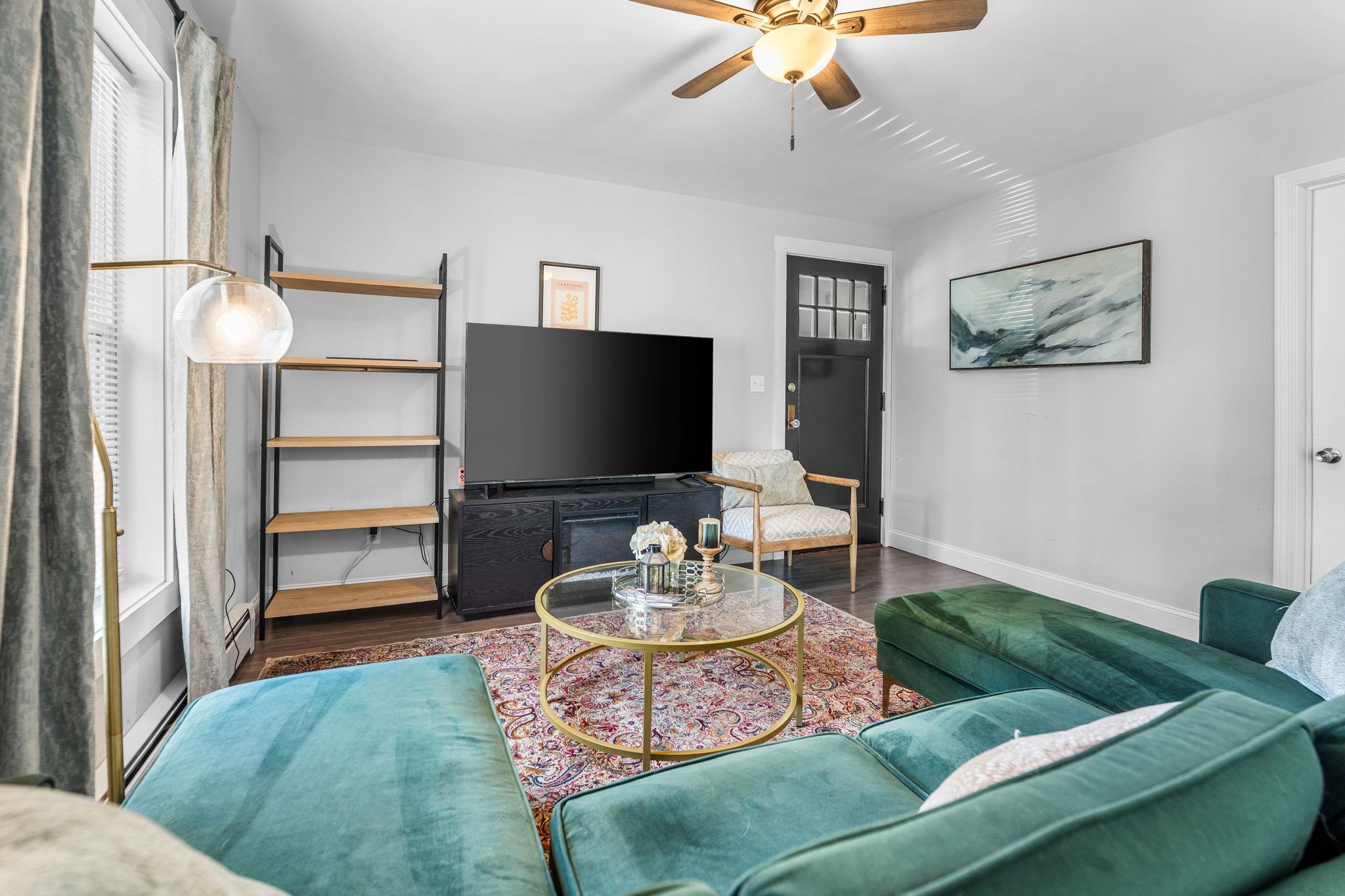 Living Room 25586770