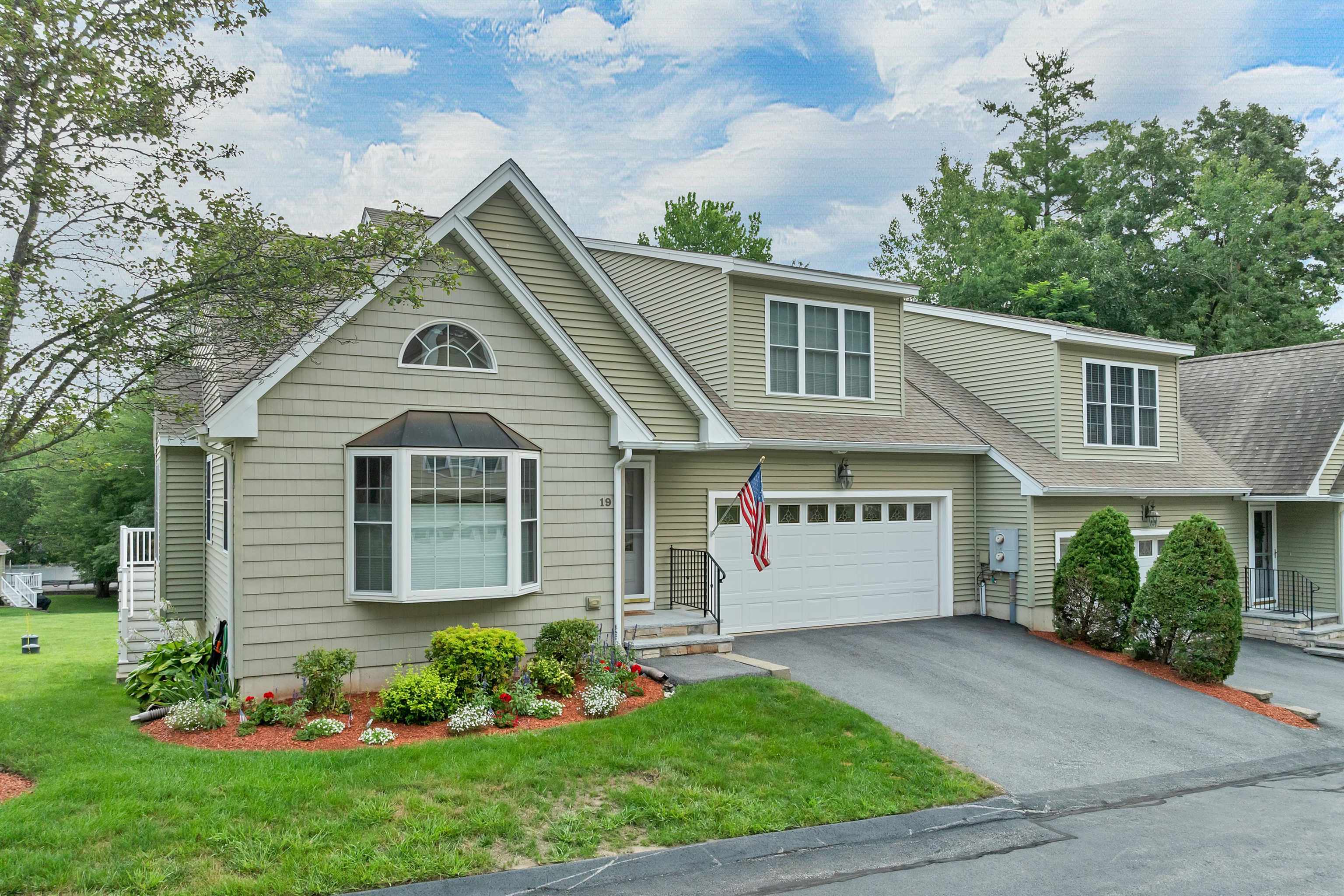 19 Town Village Dr #19, Salem, NH 03079