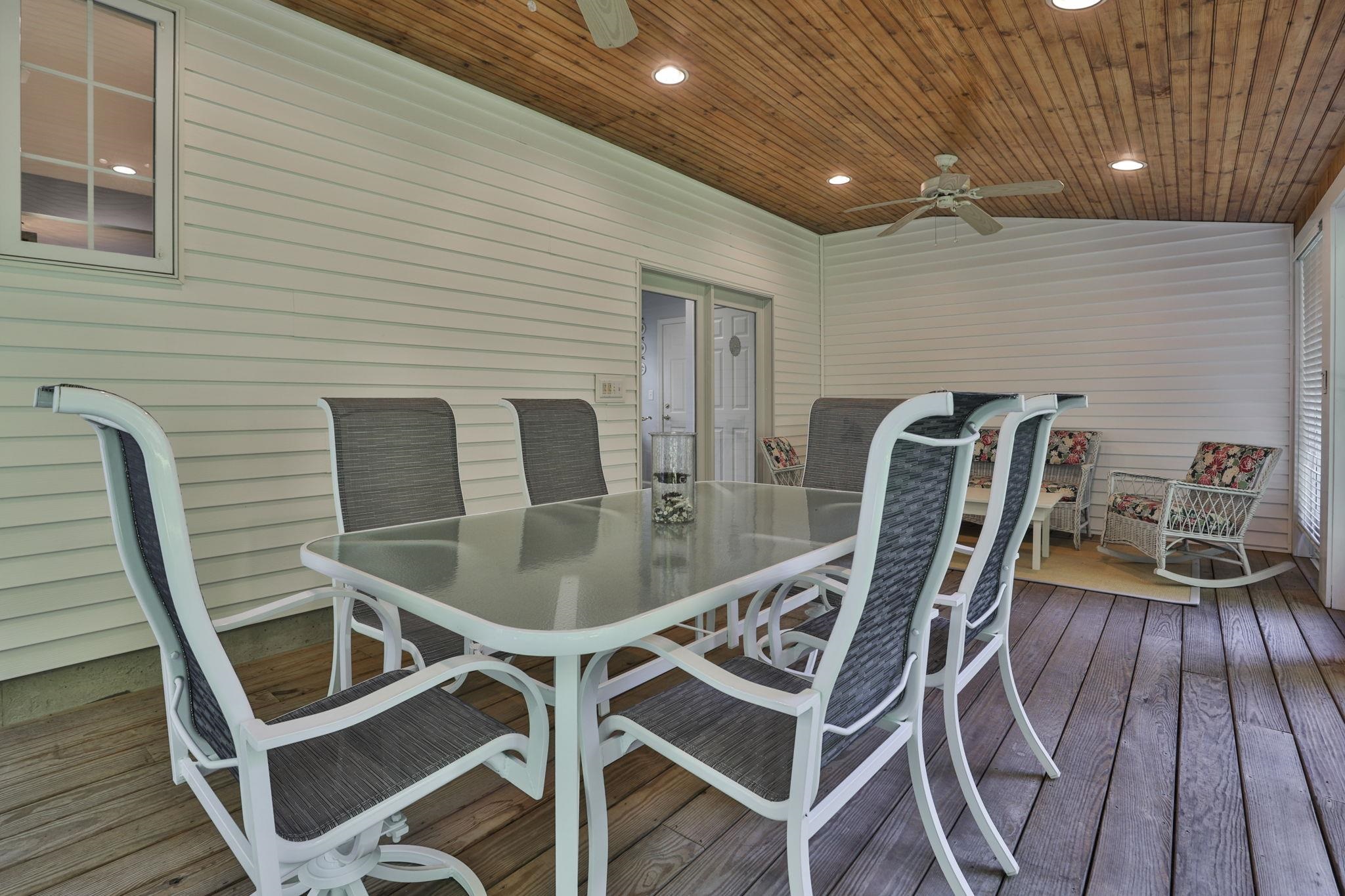 3 Captian Danforth Ln, Amherst, NH 03031