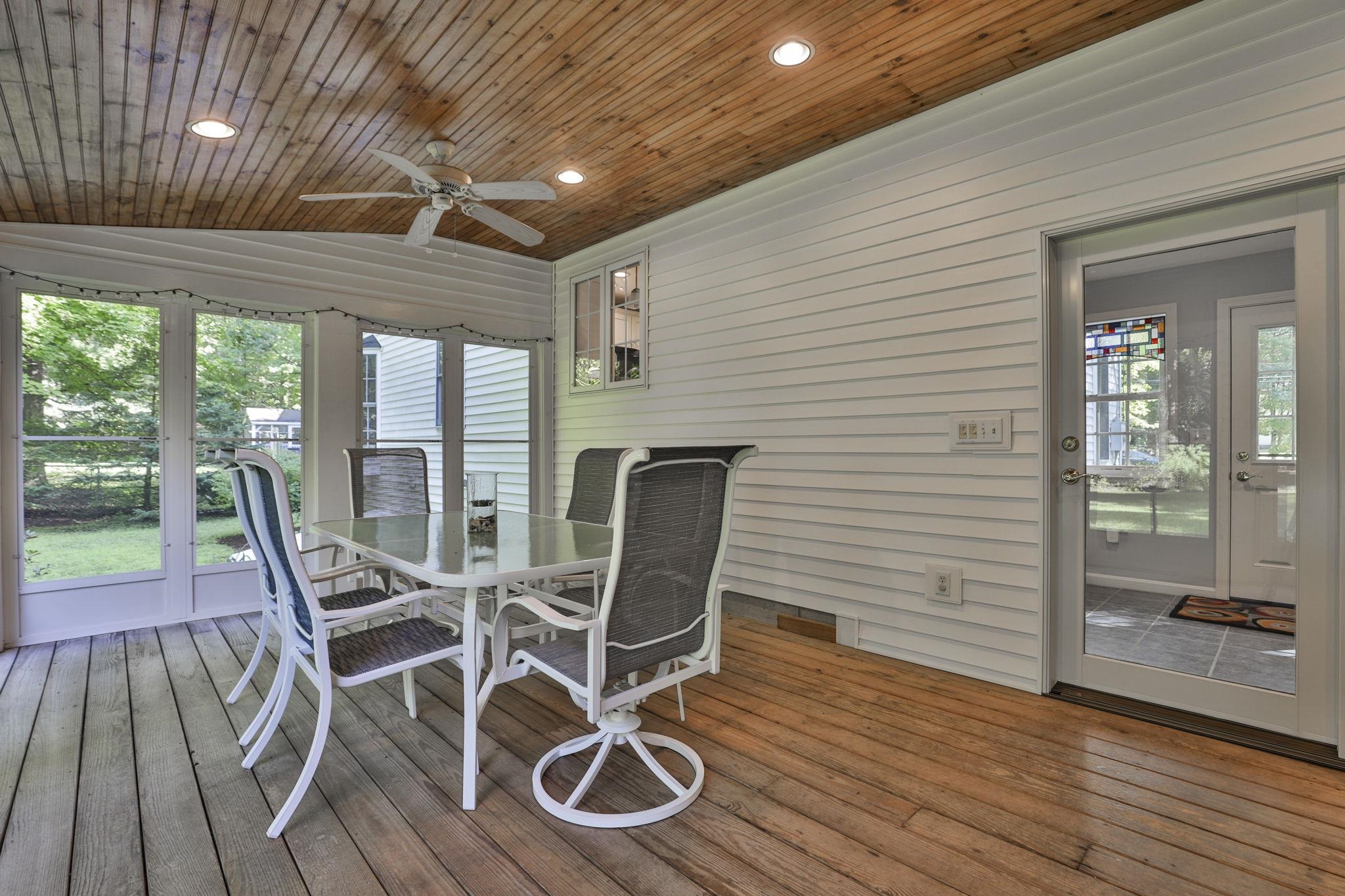 3 Captian Danforth Ln, Amherst, NH 03031