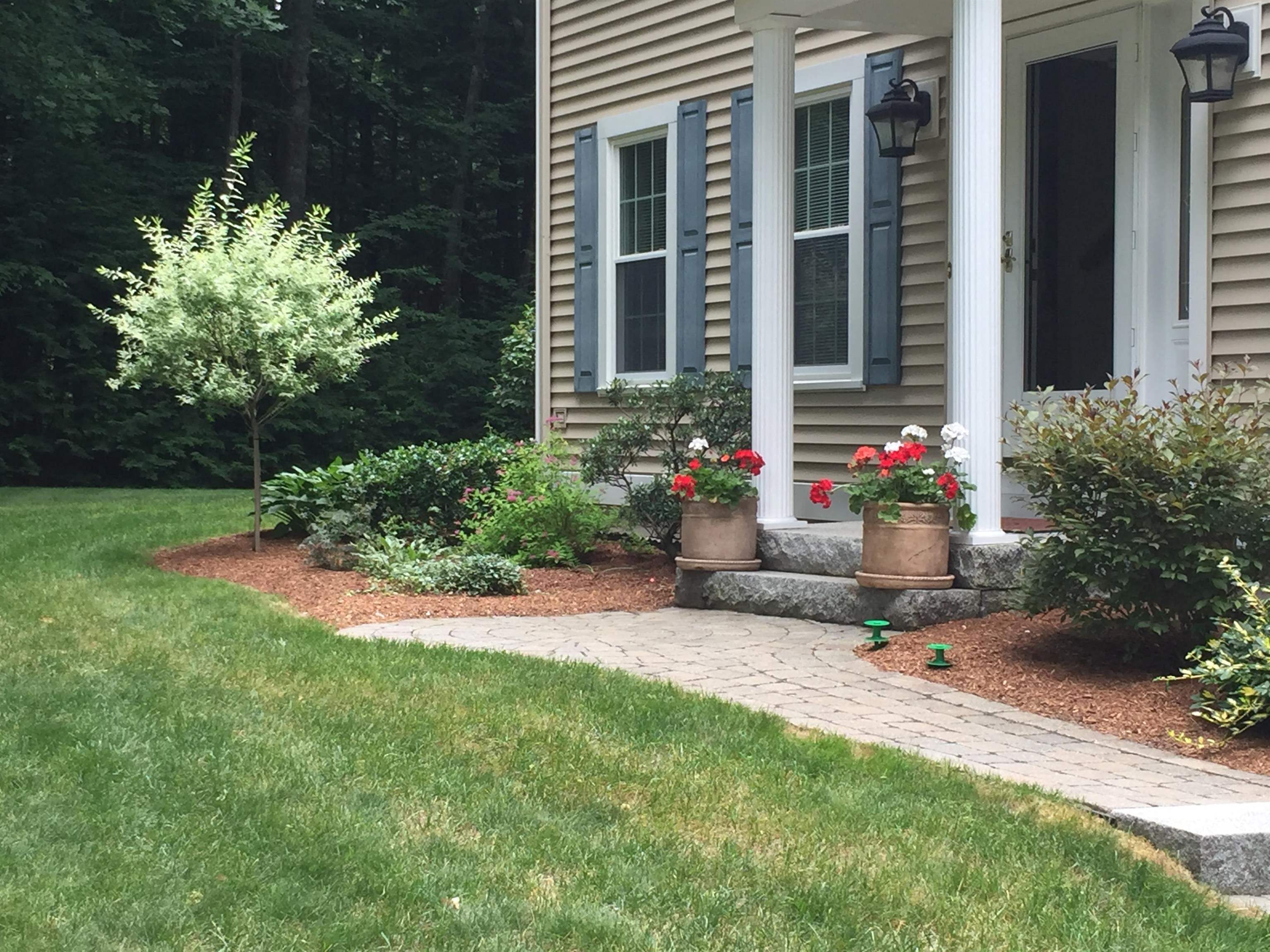 96 Highland Ridge Rd, Barrington, NH 03825