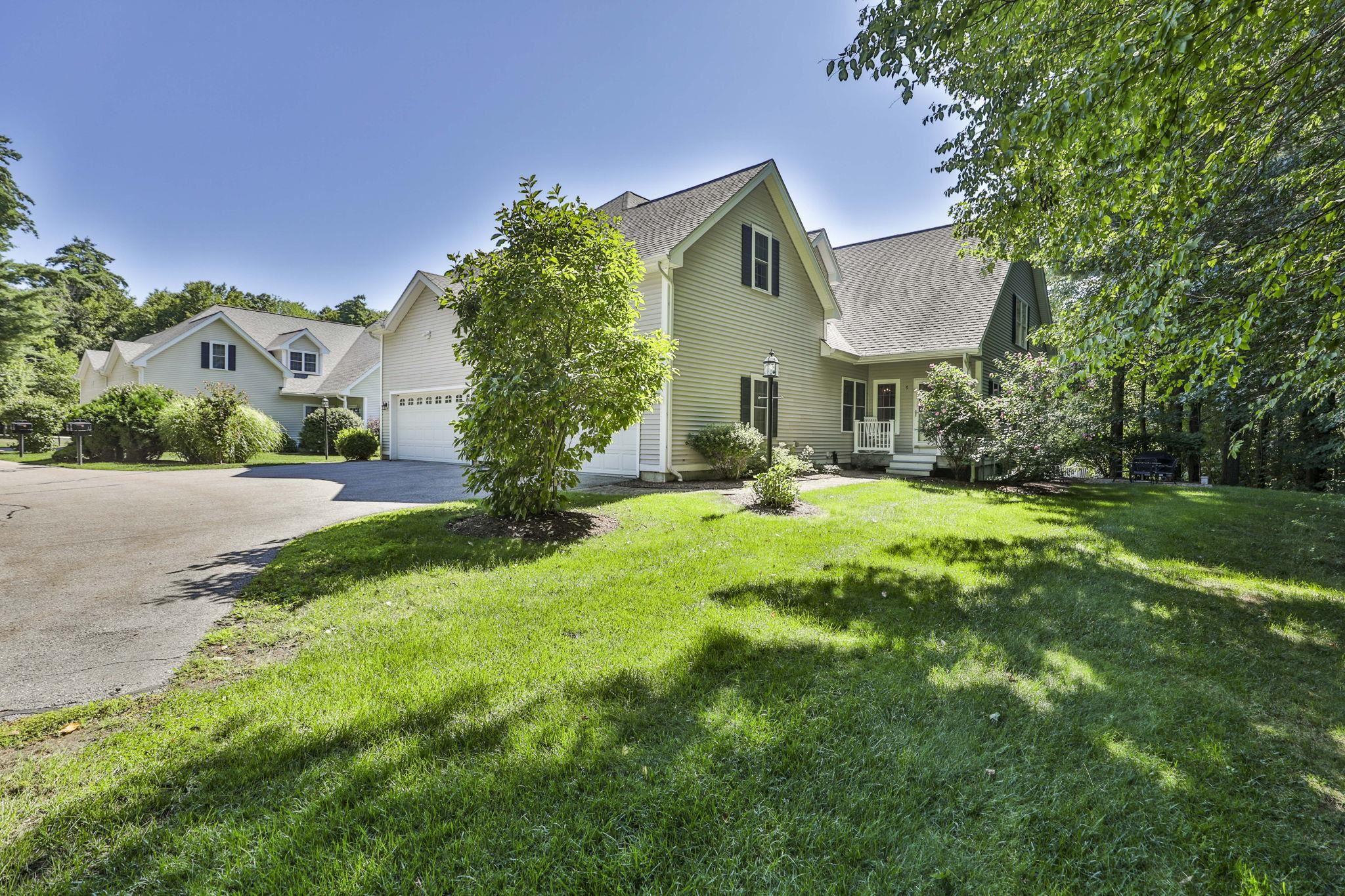 9 Partridge Ln, Atkinson, NH 03811