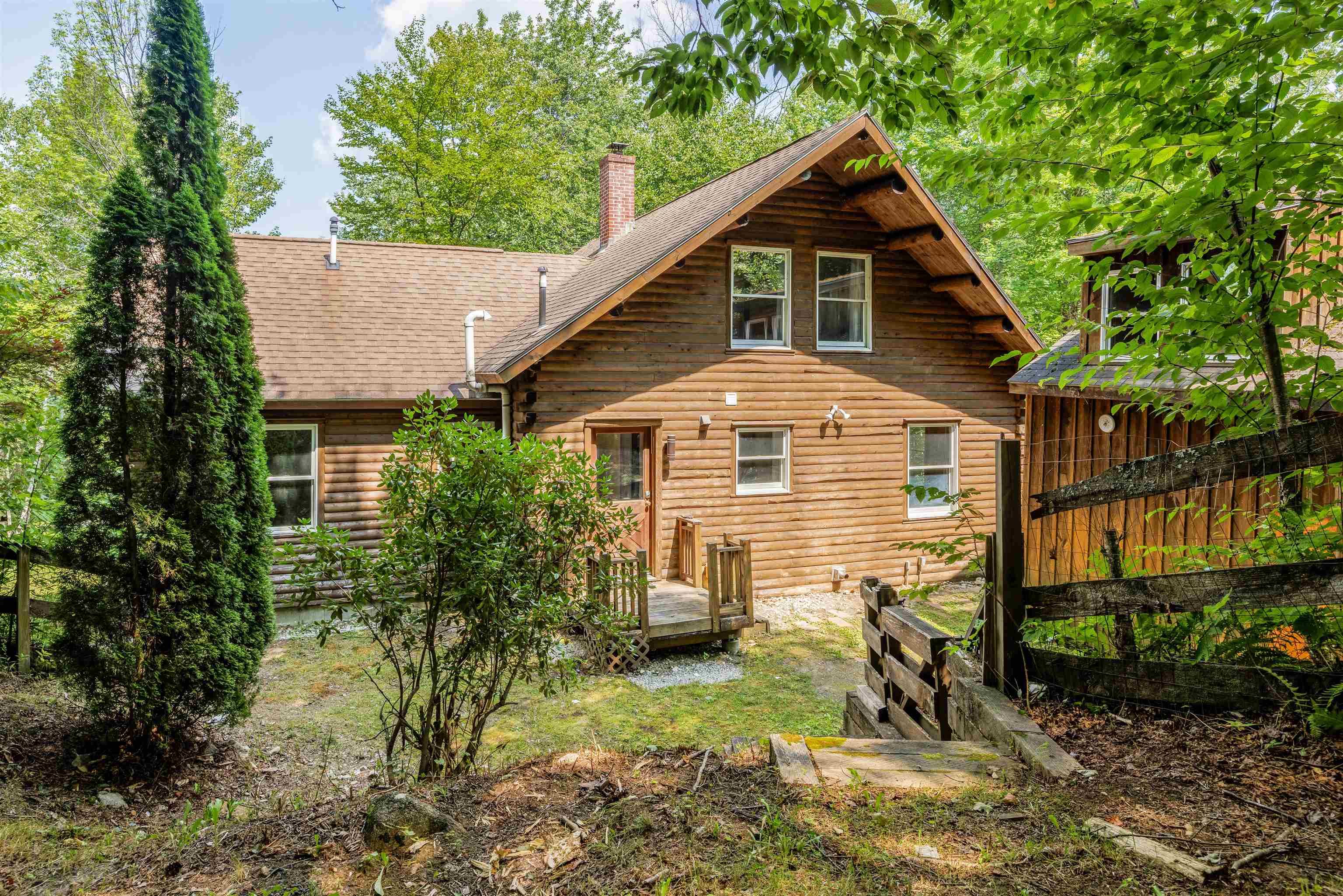 294 Forest Acres Rd, New London, NH 03257