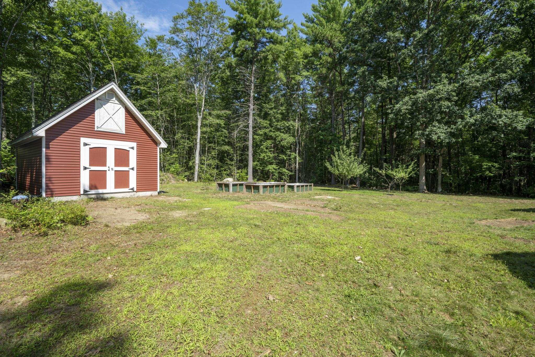 99 Tower Hill Rd, Candia, NH 03034