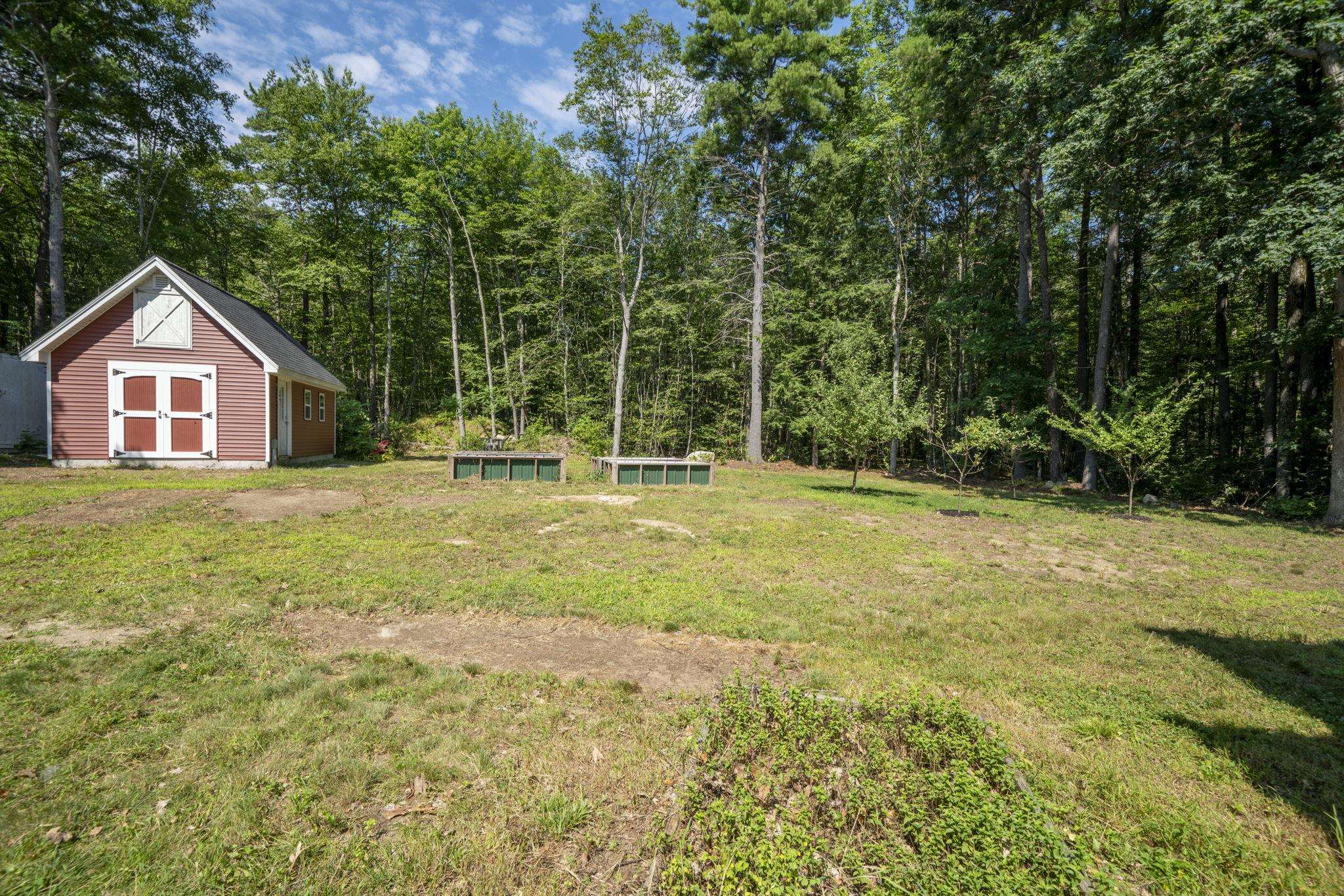 99 Tower Hill Rd, Candia, NH 03034