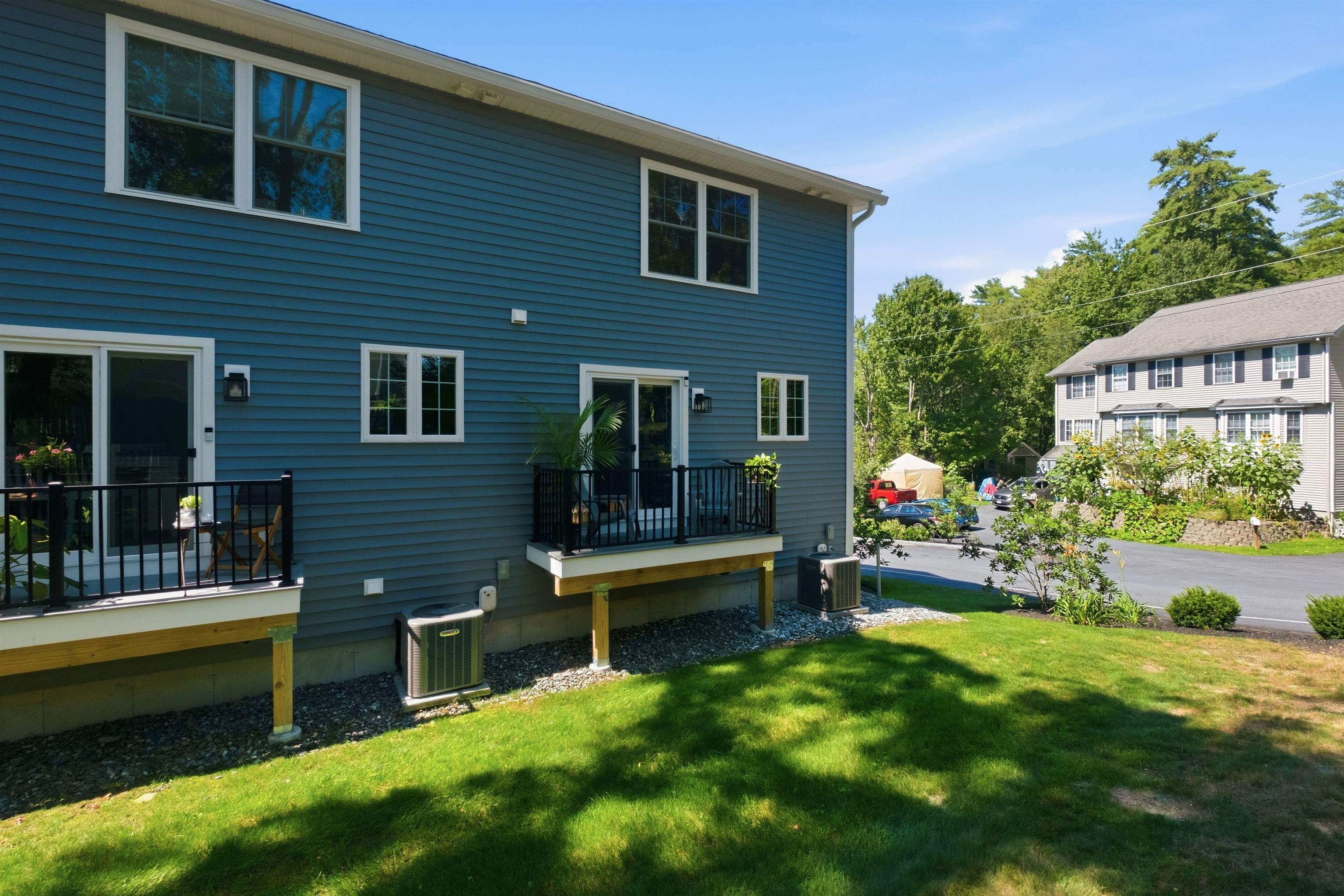 32 Charter St #1, Exeter, NH 03833