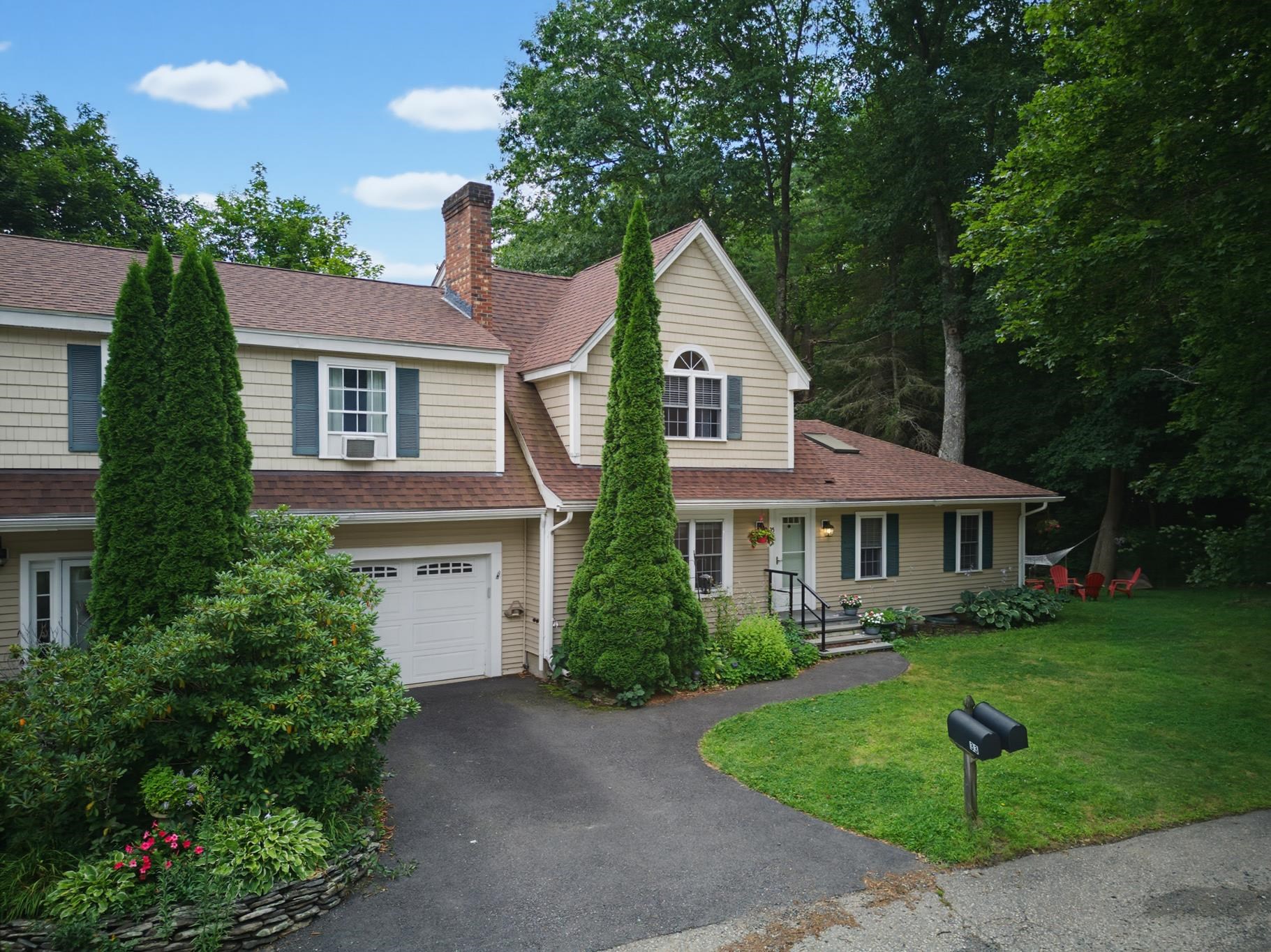 35 Pleasant St, Newfields, NH 03856