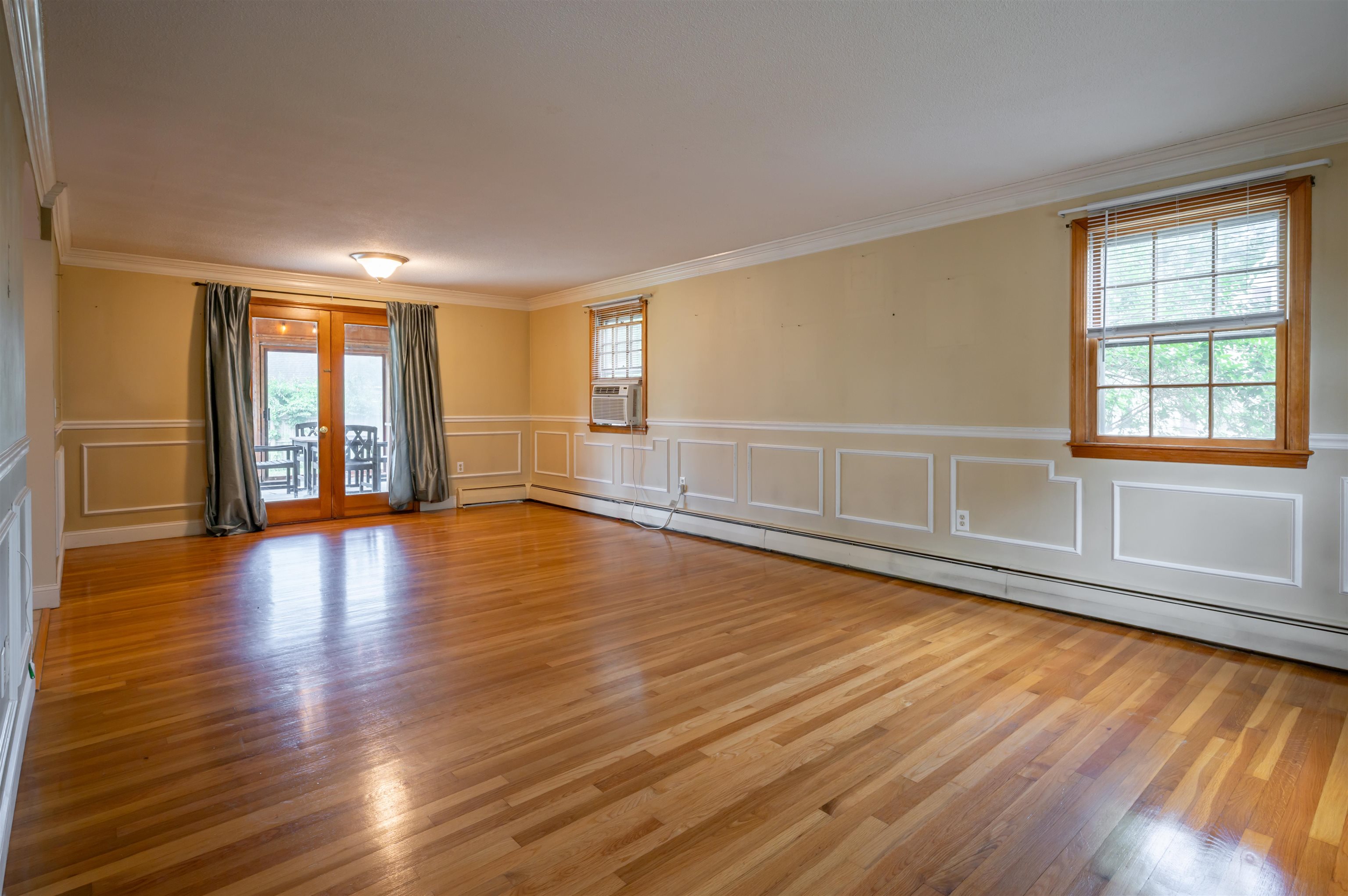 15 Parkhurst Dr, Nashua, NH 03062