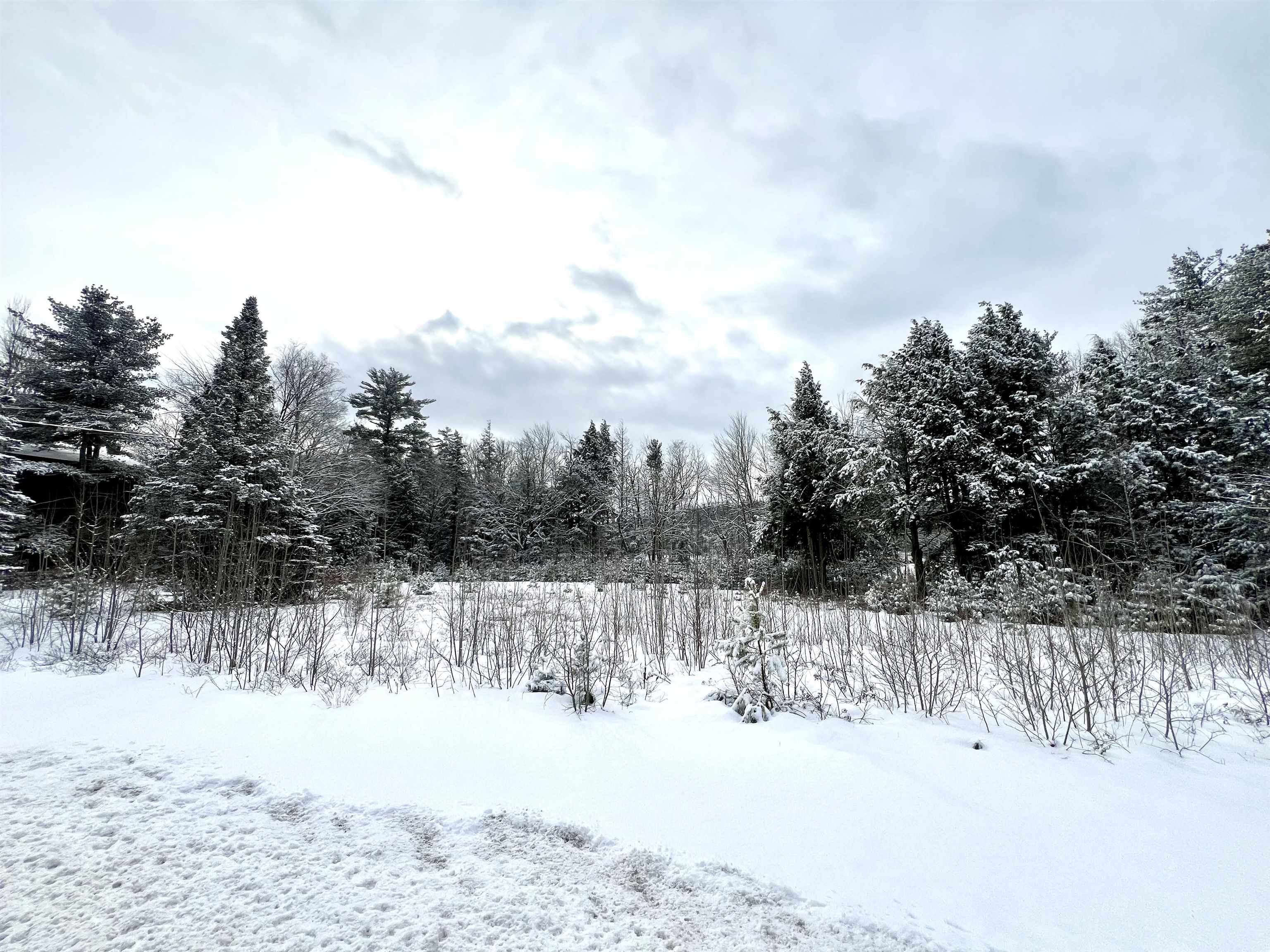 928 Eastman Rd, Conway, NH 03813