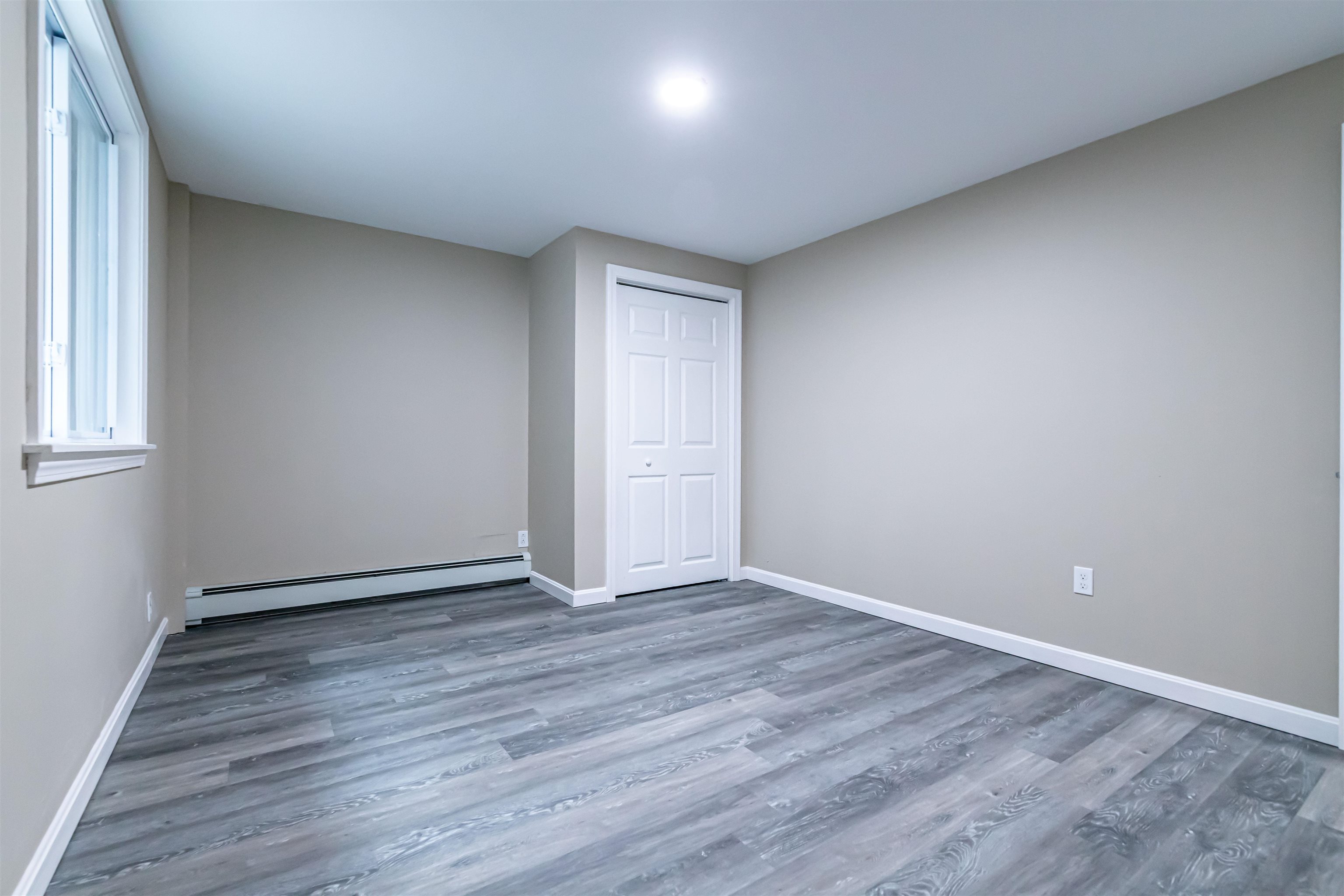 9 Hilltop Dr, Plymouth, NH 03264