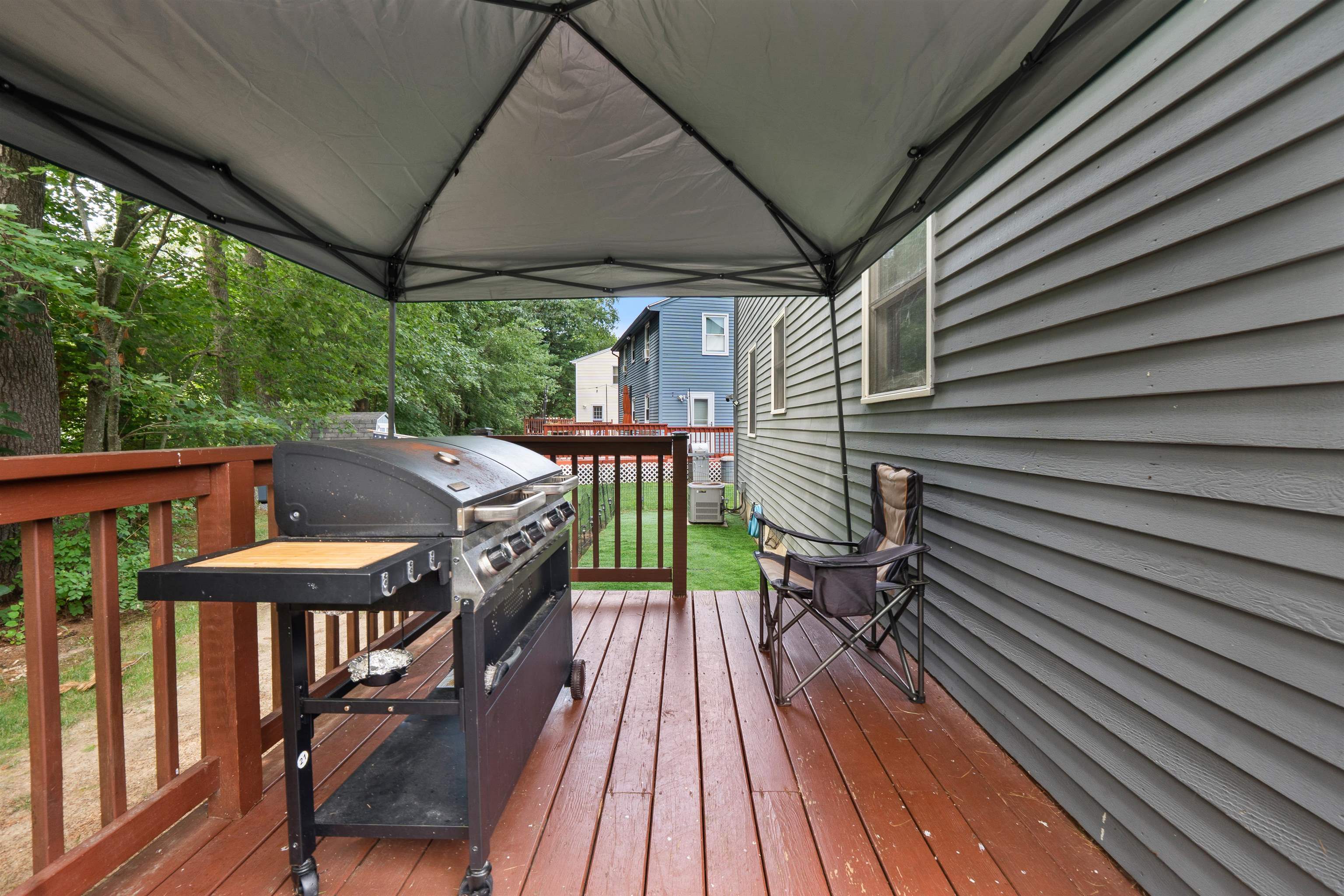 8 St Andrews Cir #4, Nashua, NH 03062