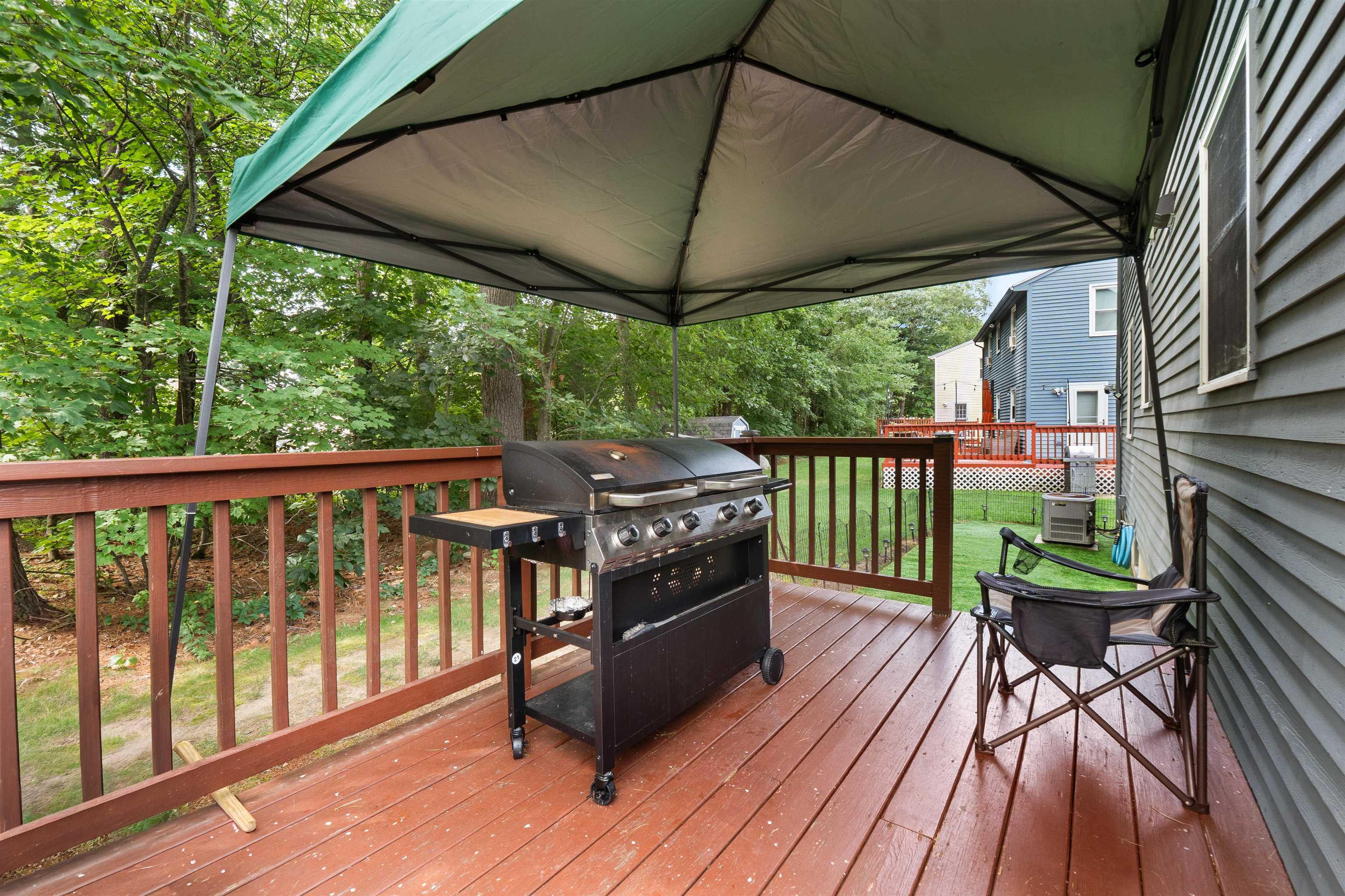 8 St Andrews Cir #4, Nashua, NH 03062