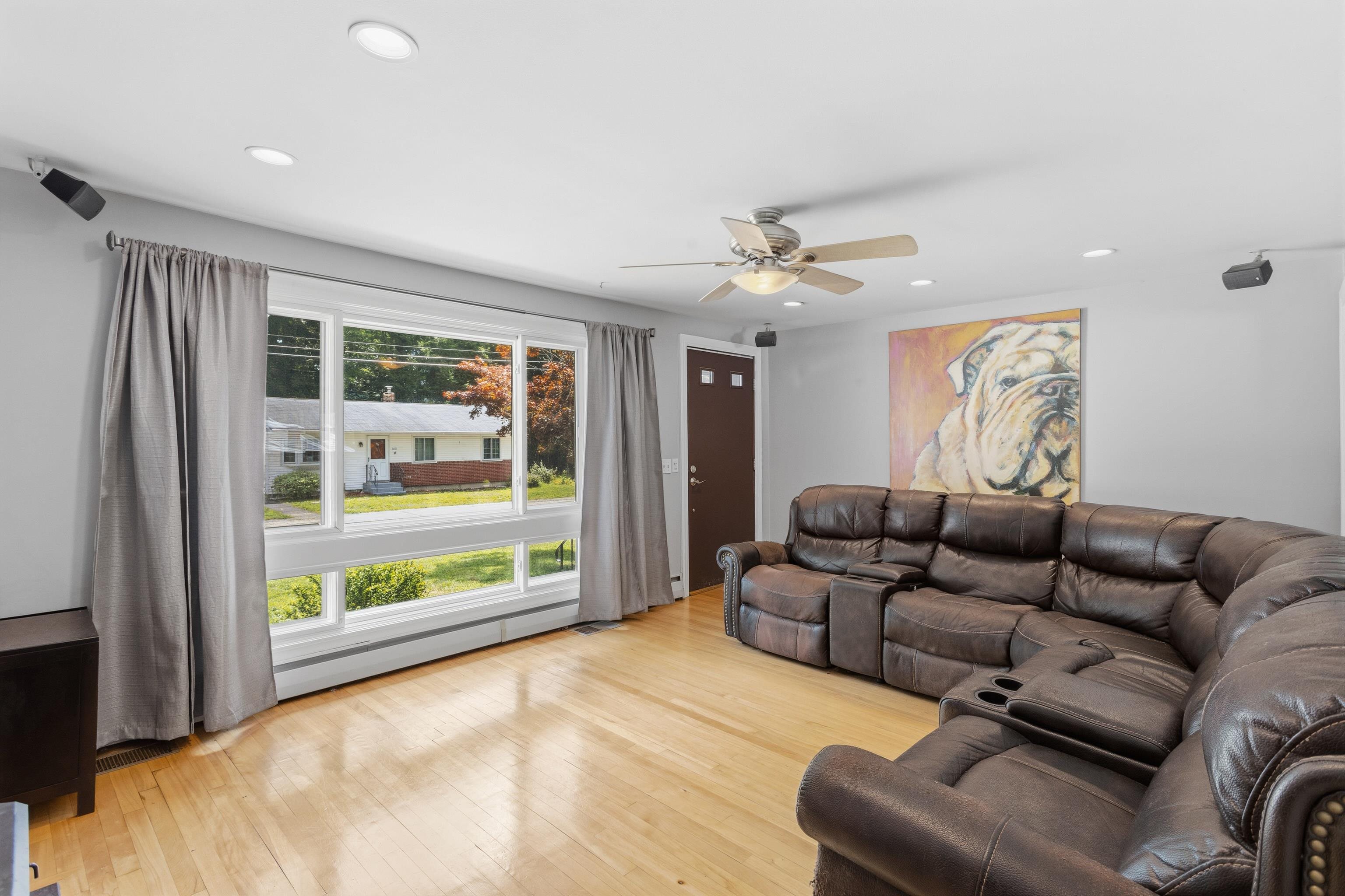156 Kenberma St, Manchester, NH 03103
