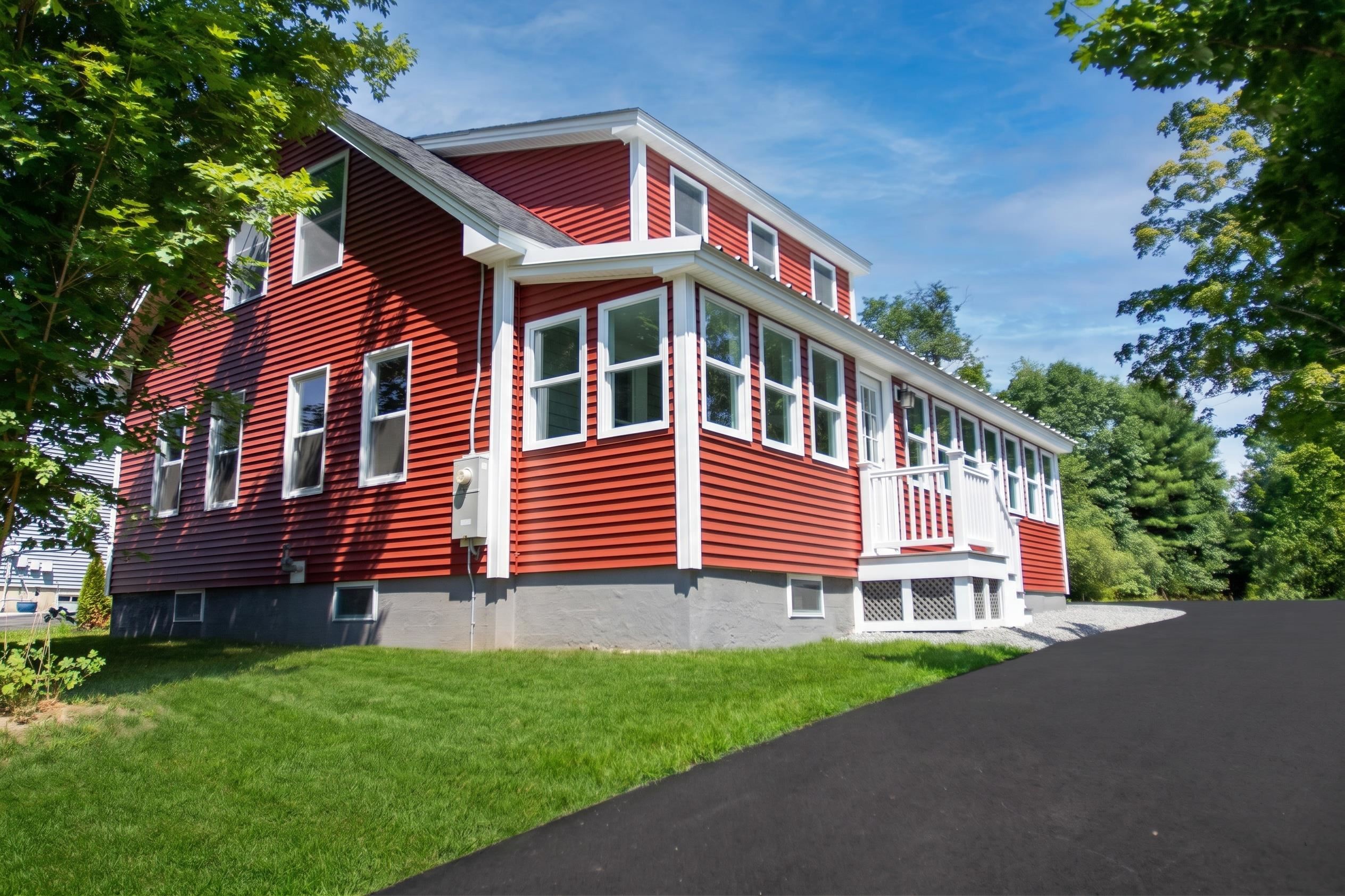 121 Chestnut St, Franklin, NH 03235