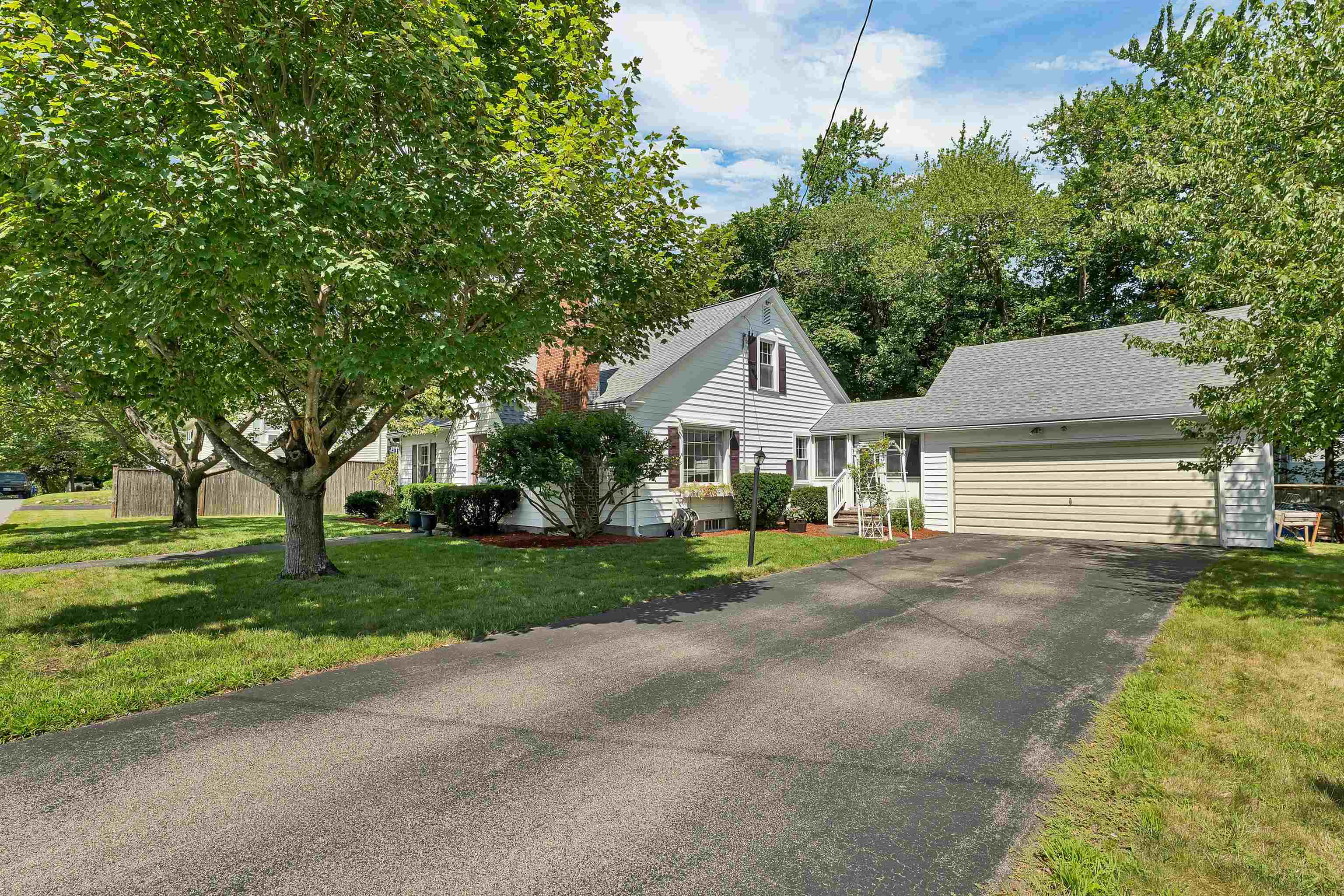 51 Platts Ave, Manchester, NH 03109
