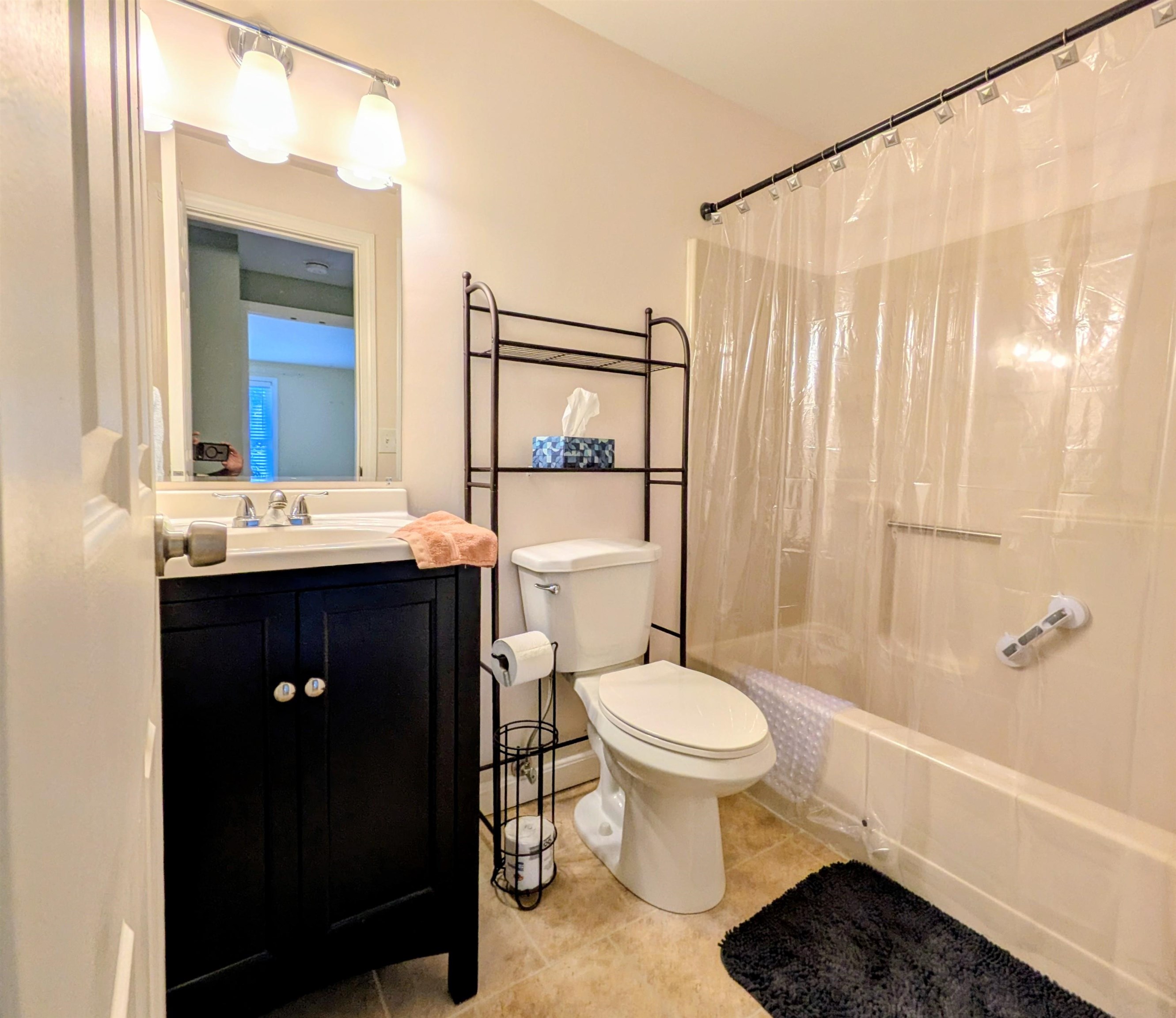 181 Eastern Ave #304, Manchester, NH 03104